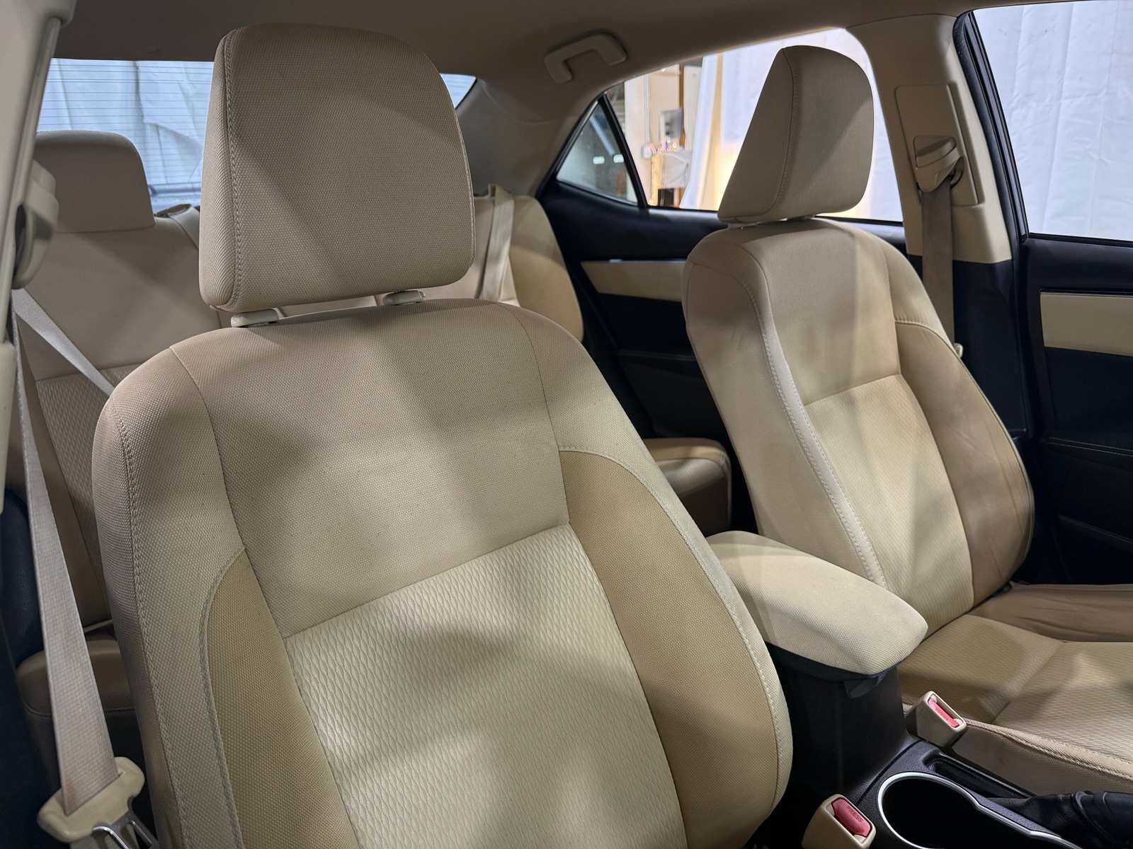 Thumbnail: 2017 Toyota Corolla - 2