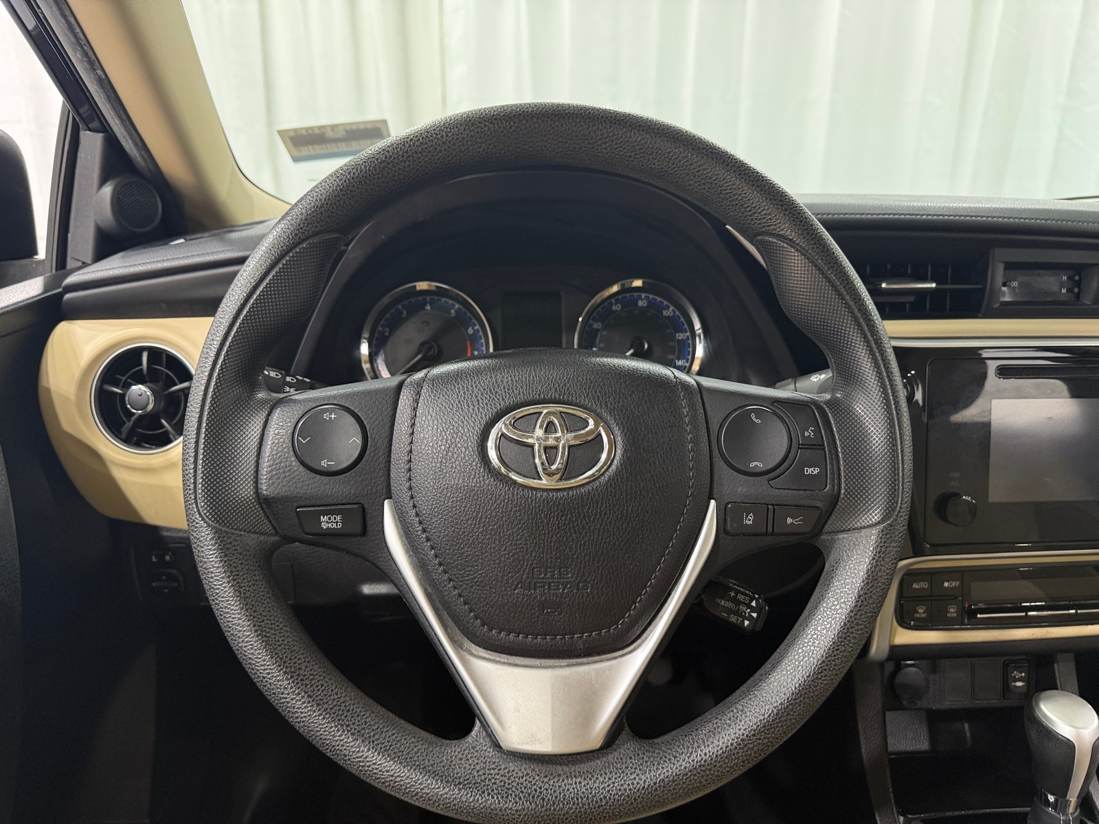 Thumbnail: 2017 Toyota Corolla - 5