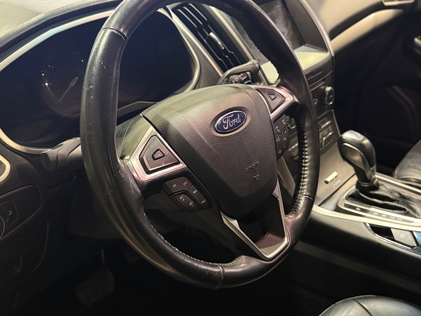 Thumbnail: 2016 Ford Edge - 5