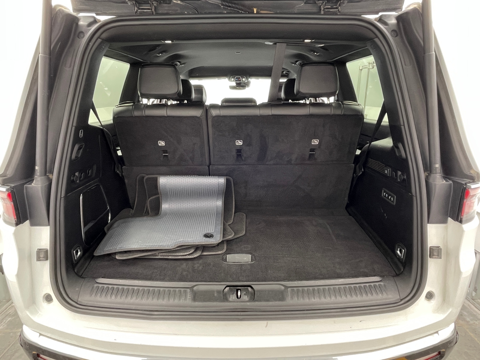 Thumbnail: 2024 Jeep Wagoneer - 6