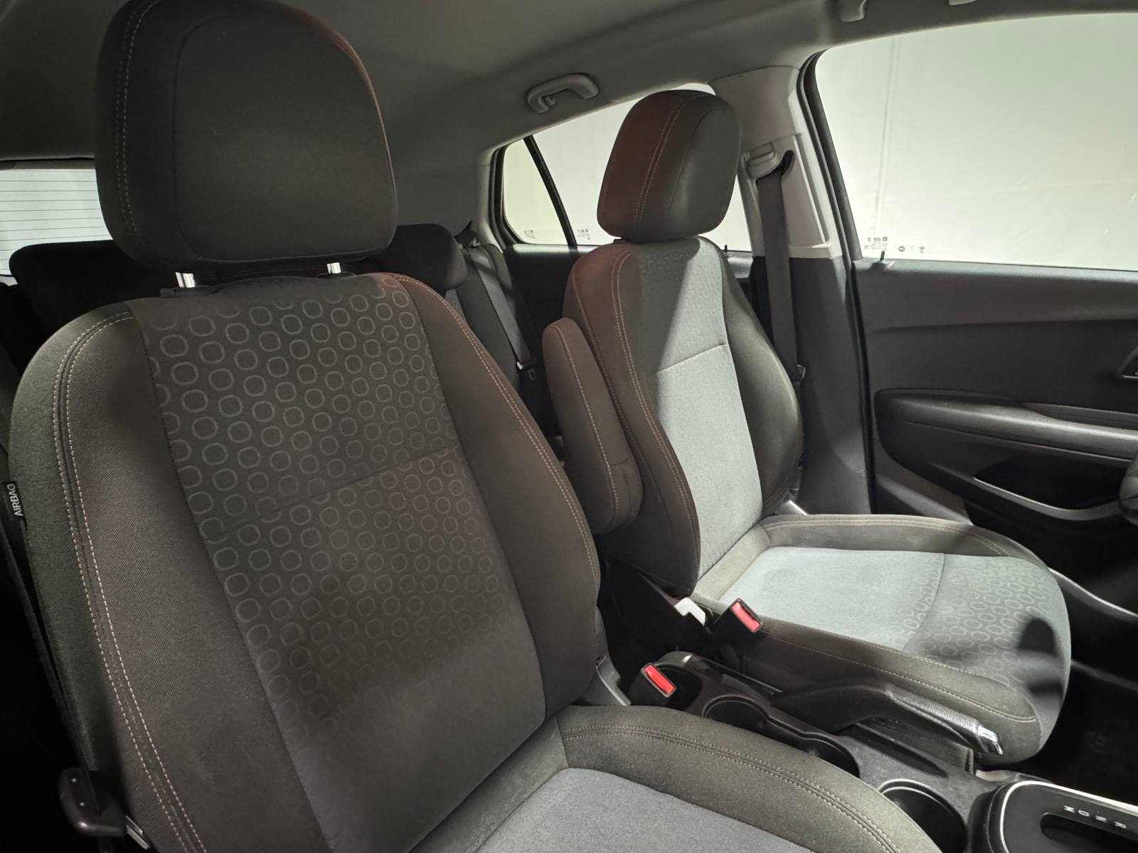 Thumbnail: 2020 Chevrolet Trax - 2