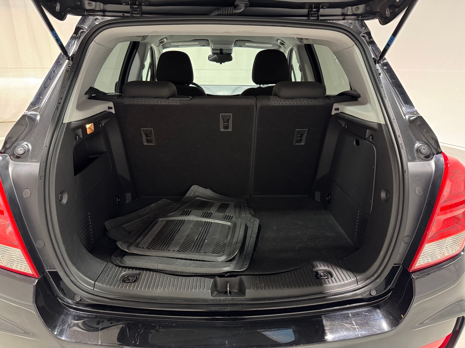 Thumbnail: 2020 Chevrolet Trax - 7