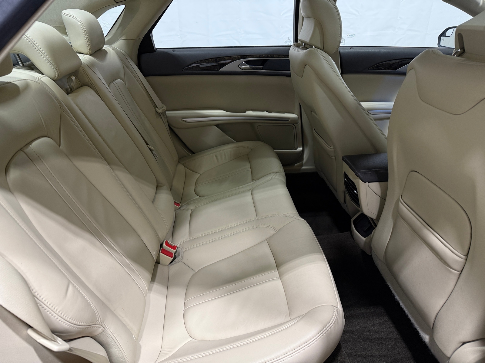 Thumbnail: 2015 Lincoln MKZ - 5