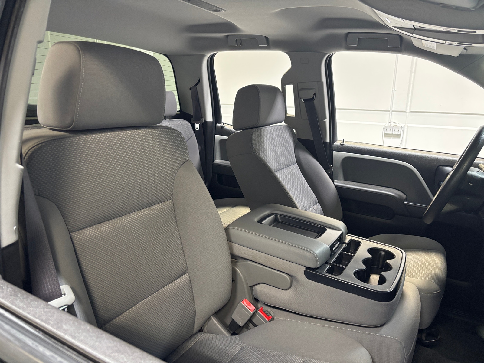 Thumbnail: 2017 Chevrolet Silverado 1500 - 2