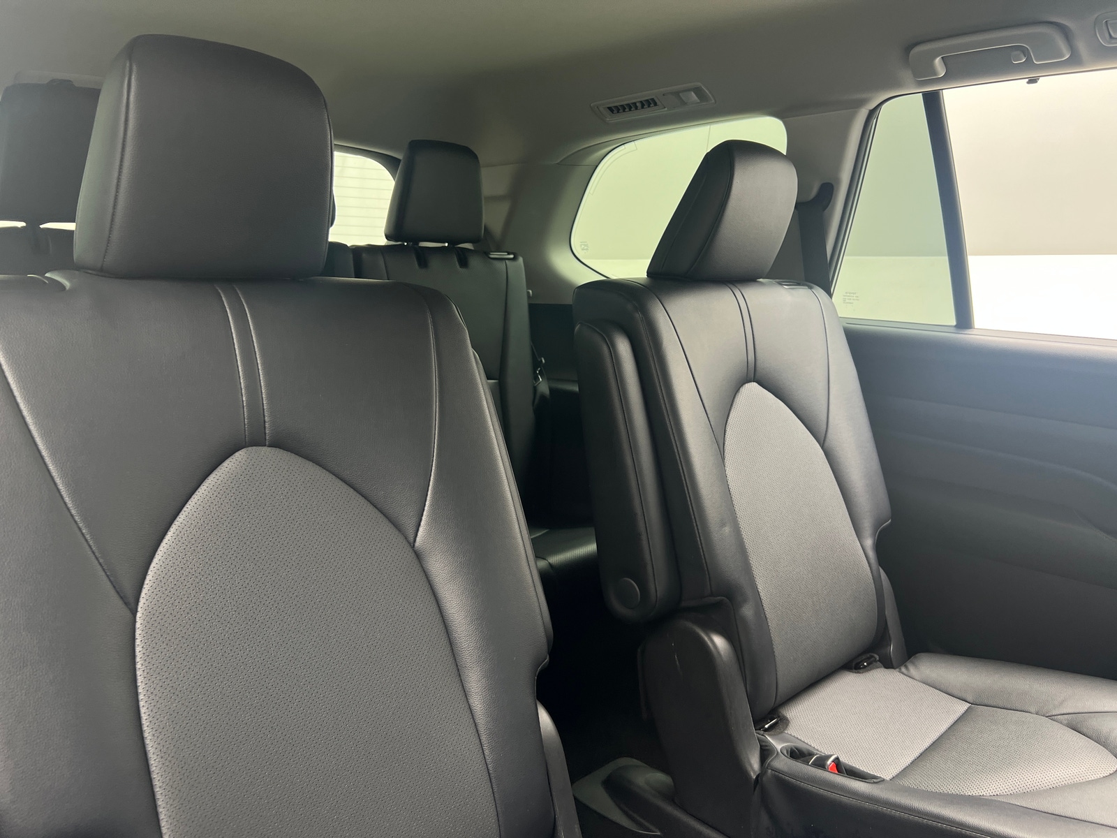 Thumbnail: 2025 Toyota Grand Highlander - 6