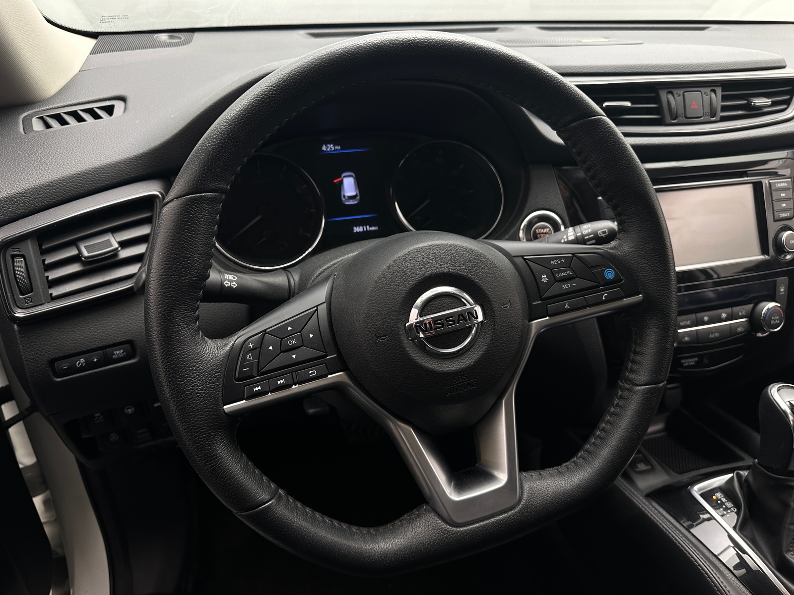 Thumbnail: 2020 Nissan Rogue - 4