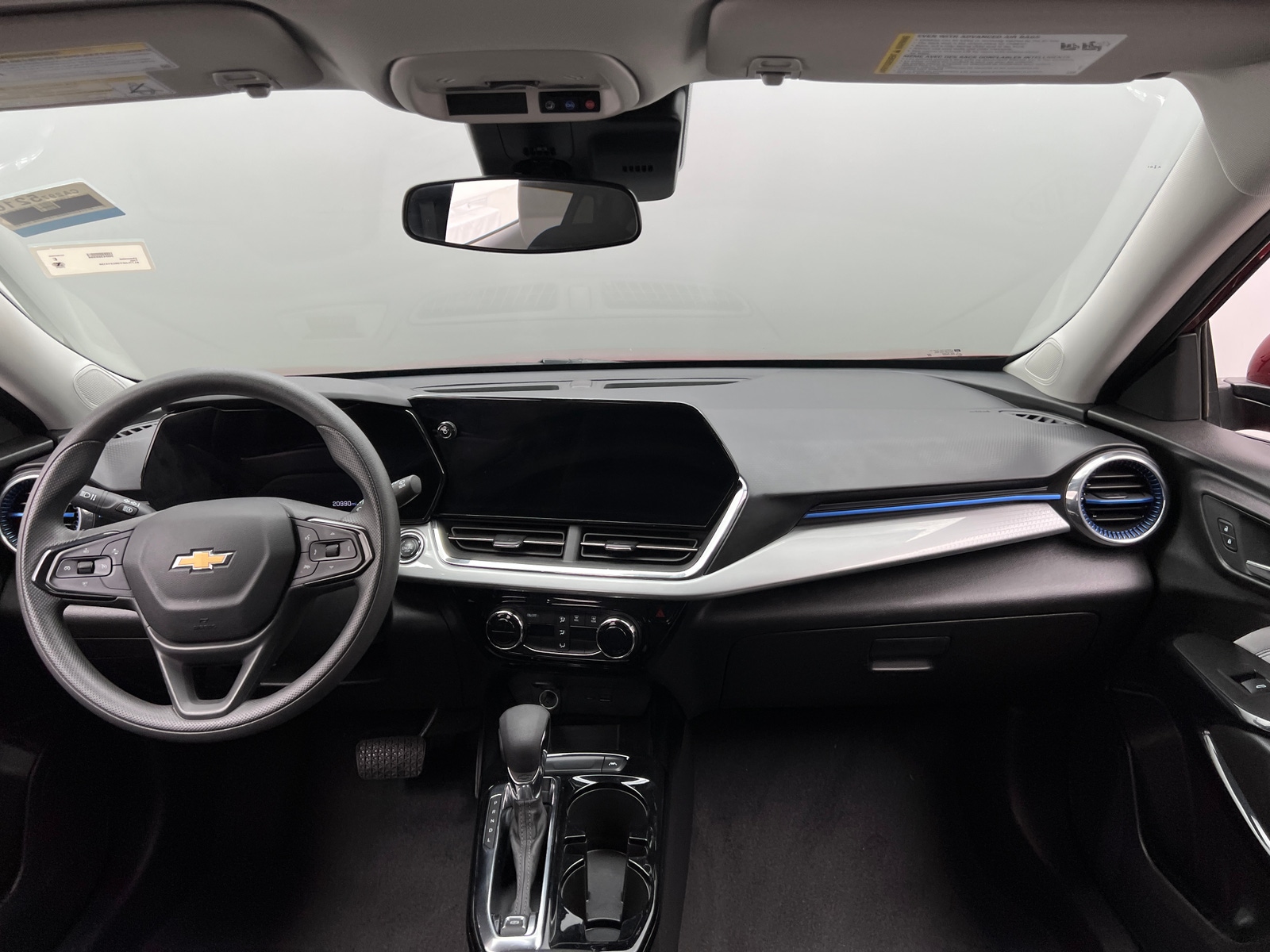 Thumbnail: 2025 Chevrolet Trax - 3
