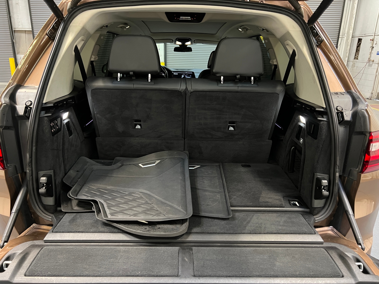 Thumbnail: 2019 BMW X7 - 6