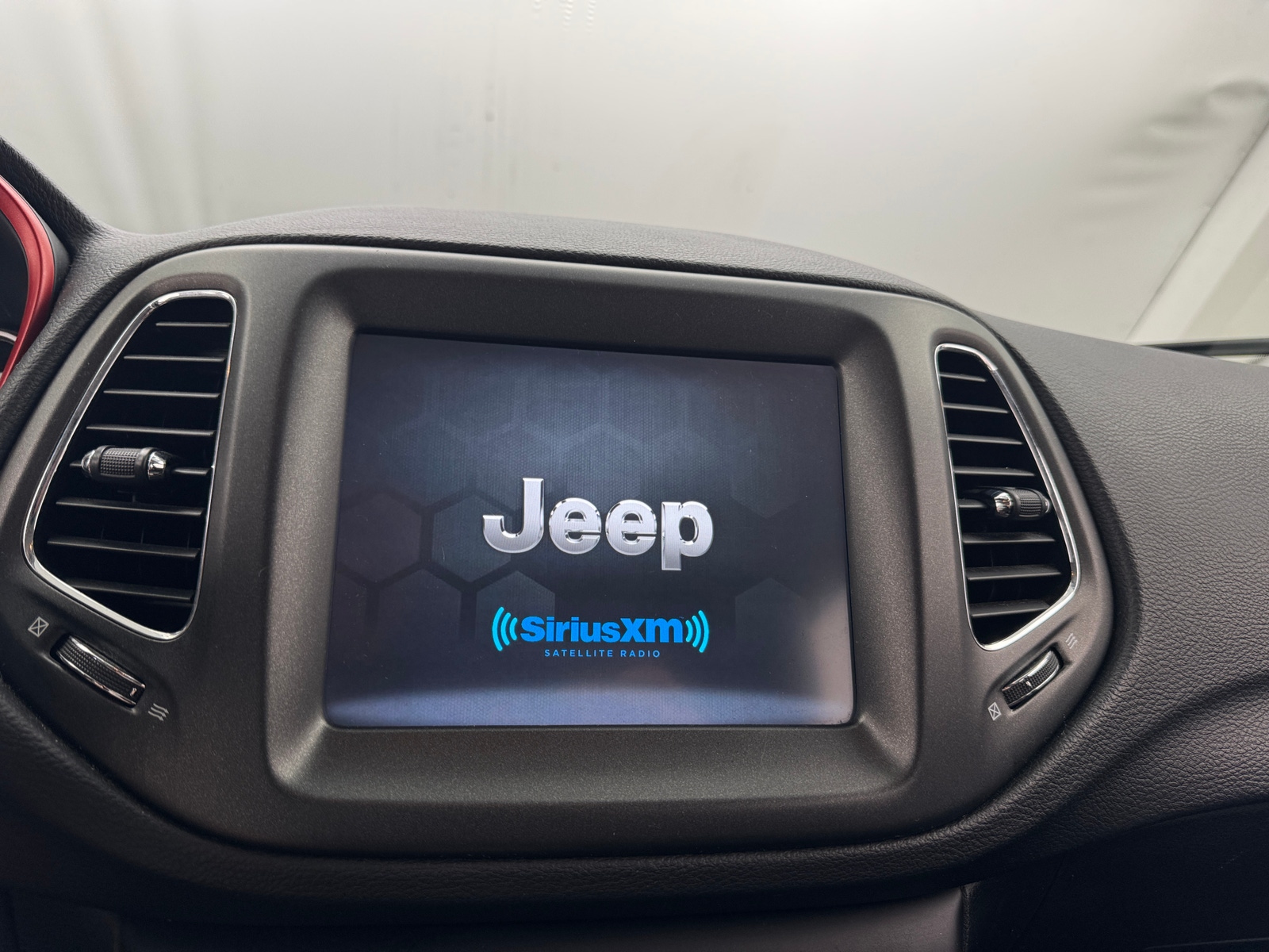 Thumbnail: 2019 Jeep Compass - 4