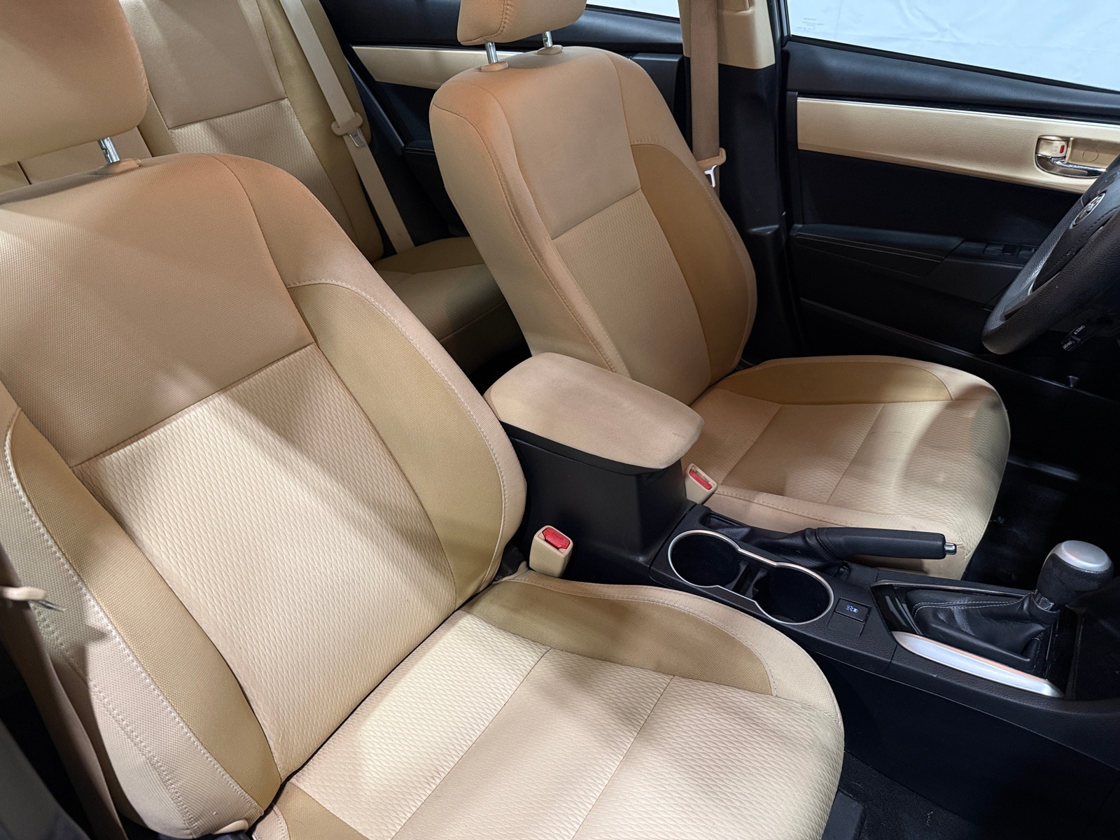 Thumbnail: 2018 Toyota Corolla - 2