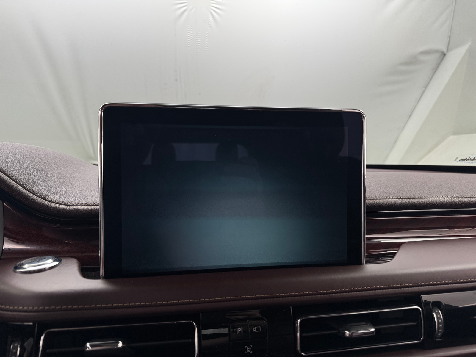 Thumbnail: 2021 Lincoln Aviator - 3