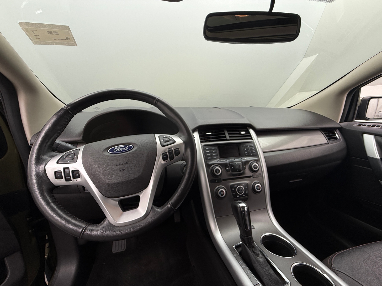 Thumbnail: 2012 Ford Edge - 3
