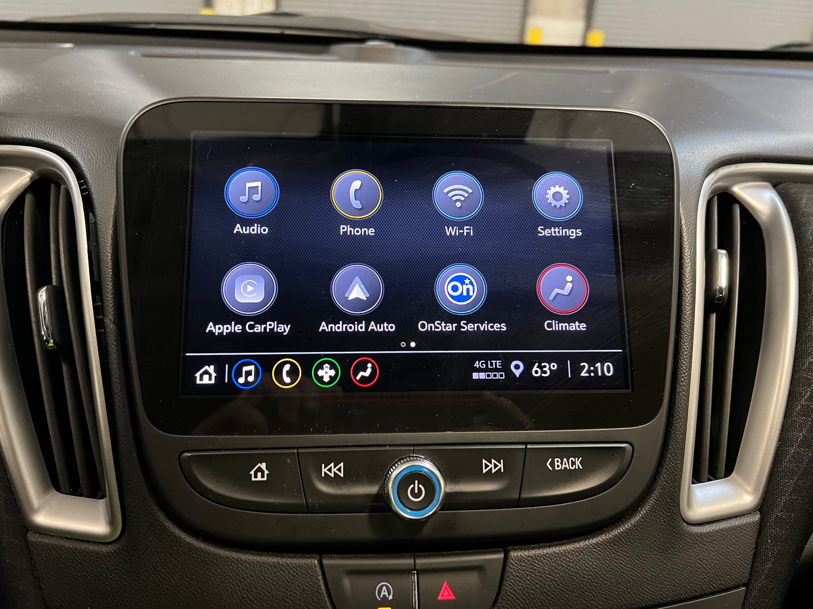 Thumbnail: 2024 Chevrolet Malibu - 4