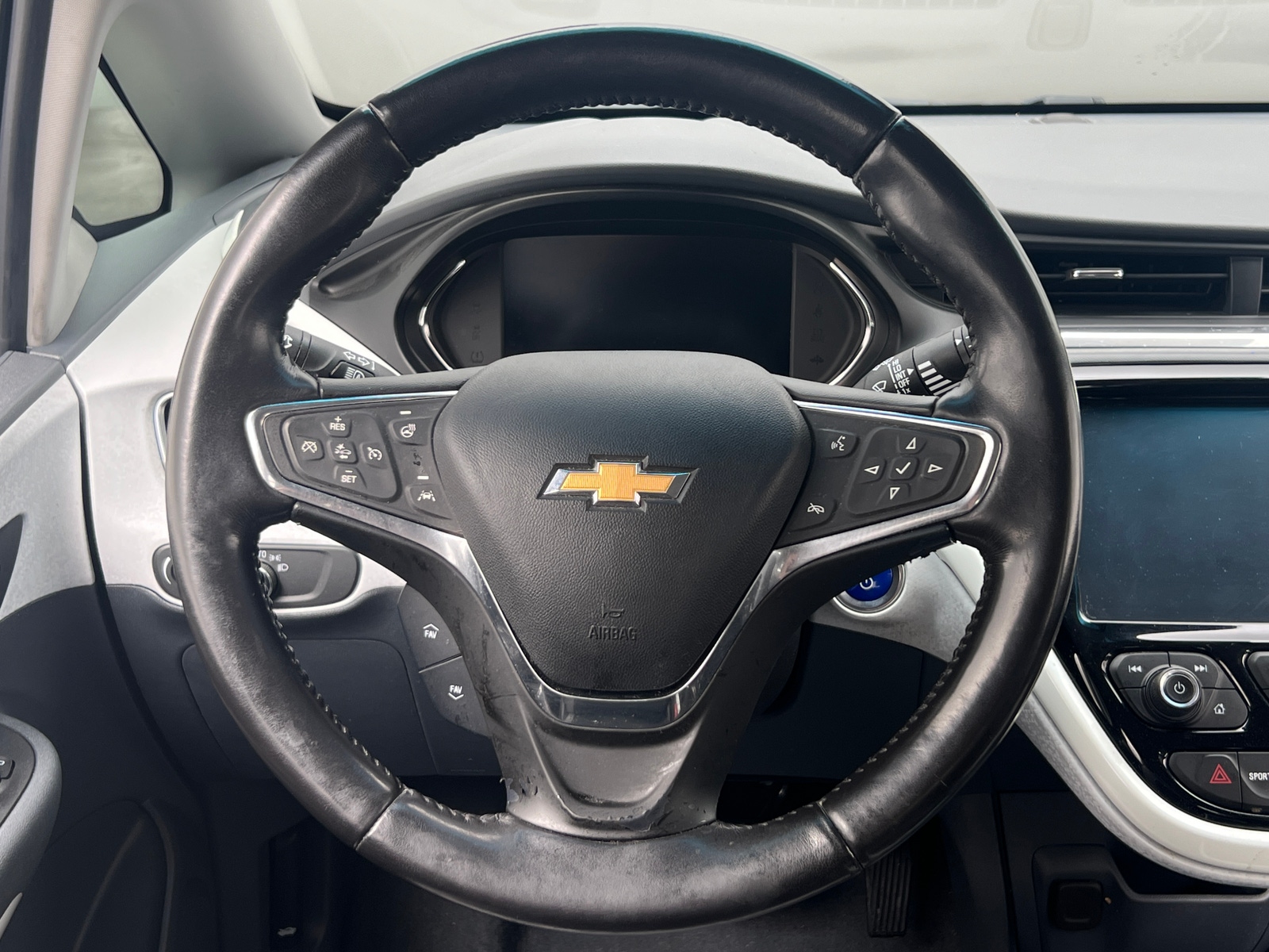 Thumbnail: 2020 Chevrolet Bolt EV - 5