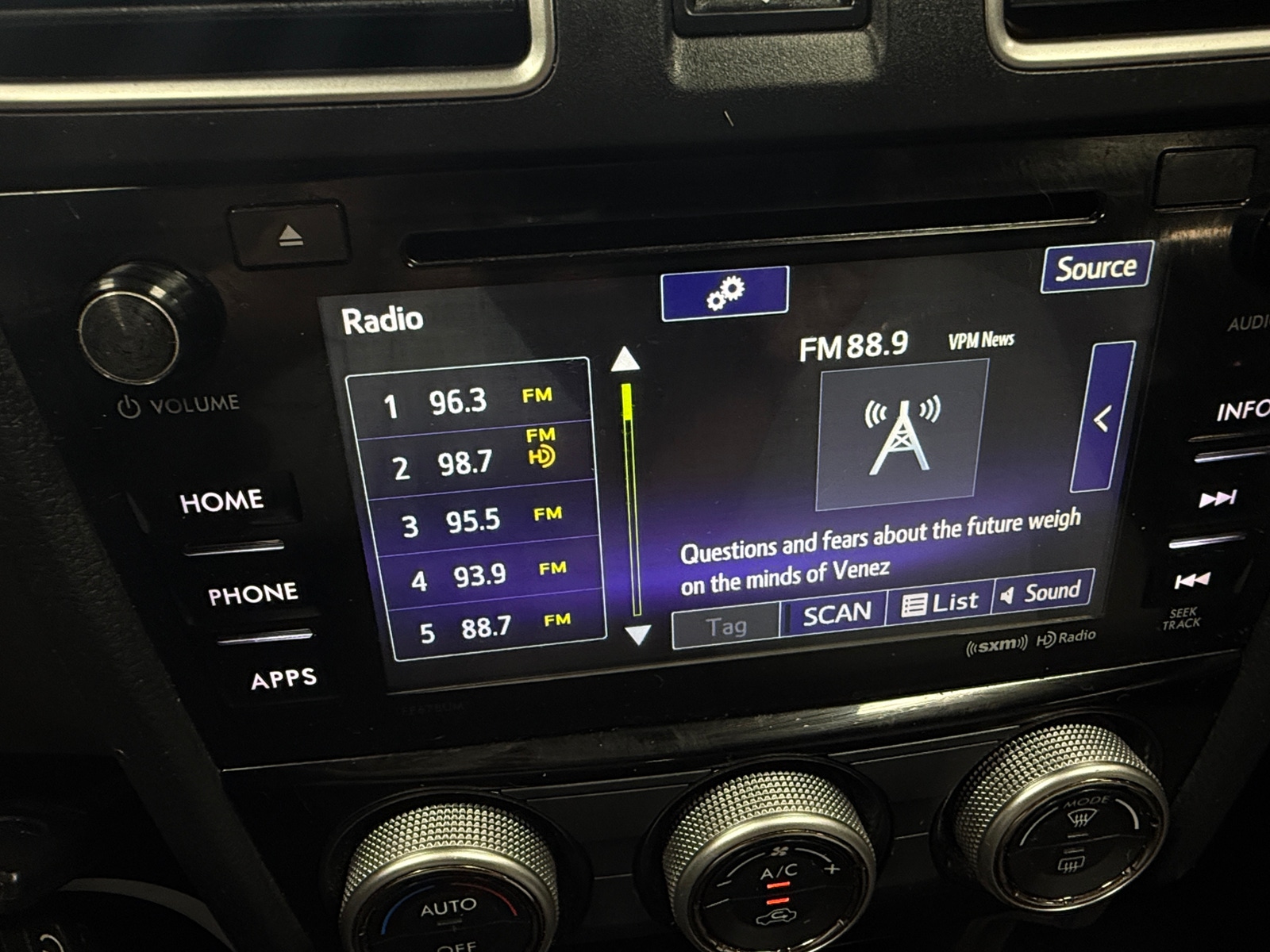 Thumbnail: 2017 Subaru Forester - 4