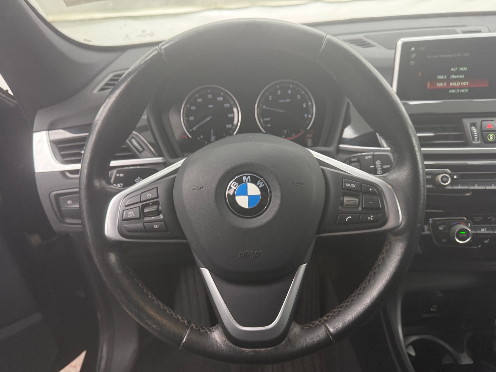 Thumbnail: 2019 BMW X1 - 4