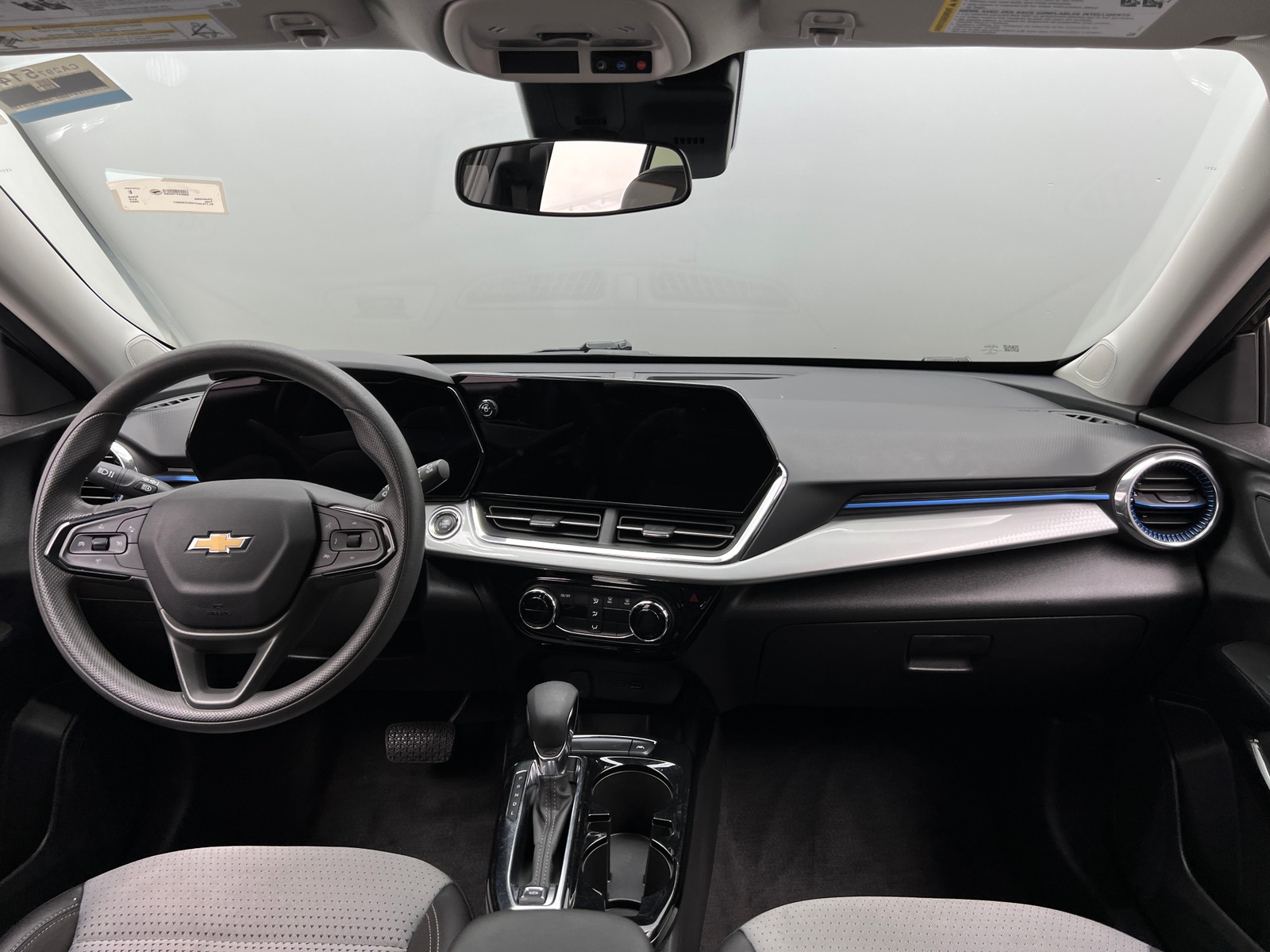 Thumbnail: 2025 Chevrolet Trax - 3