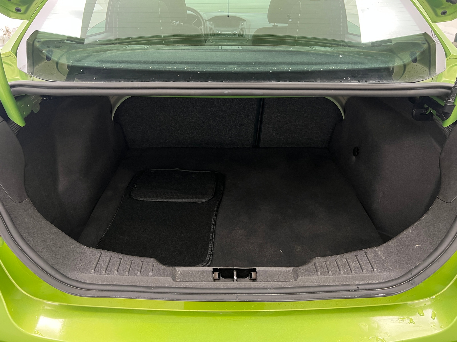 Thumbnail: 2018 Ford Focus - 7