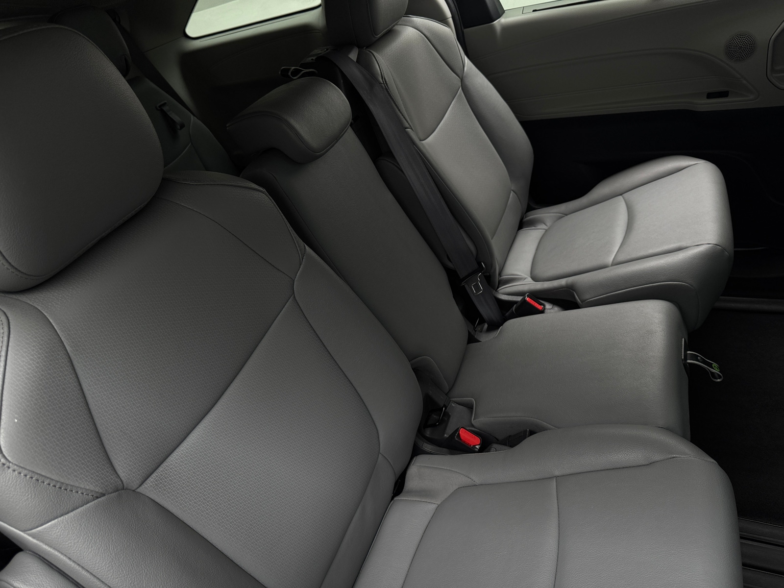 Thumbnail: 2024 Toyota Sienna - 5