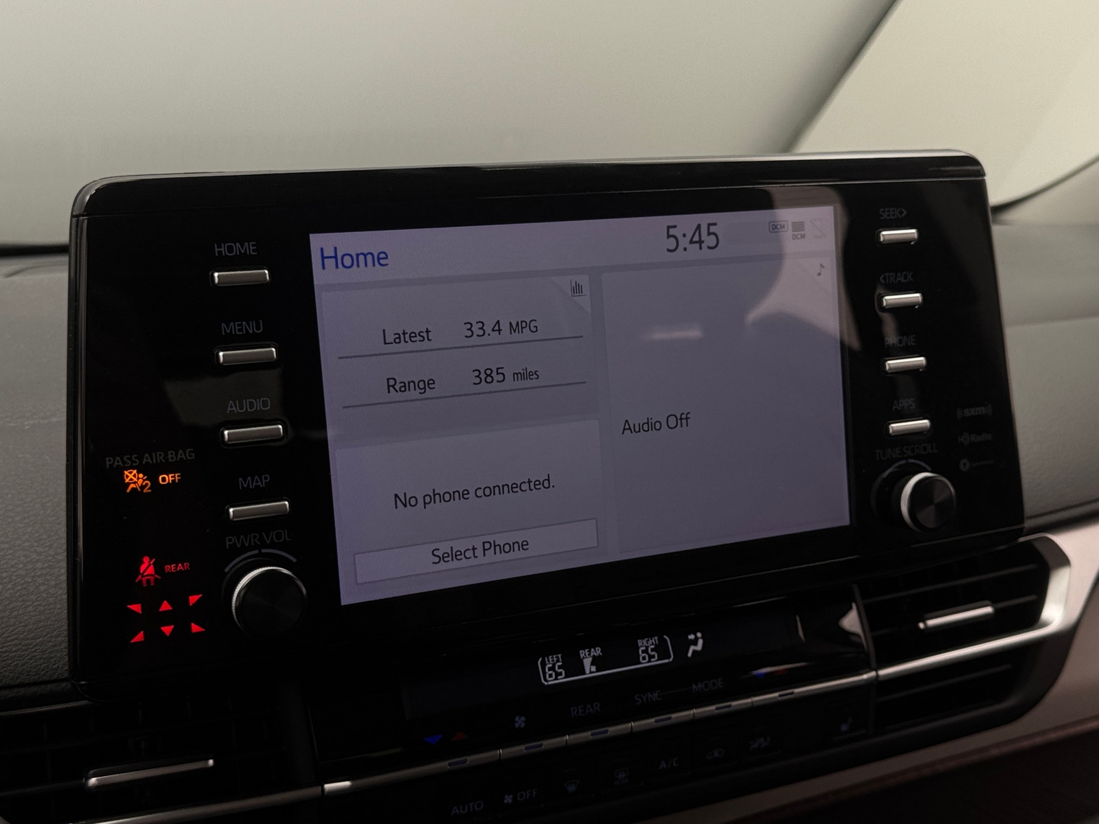 Thumbnail: 2024 Toyota Sienna - 3