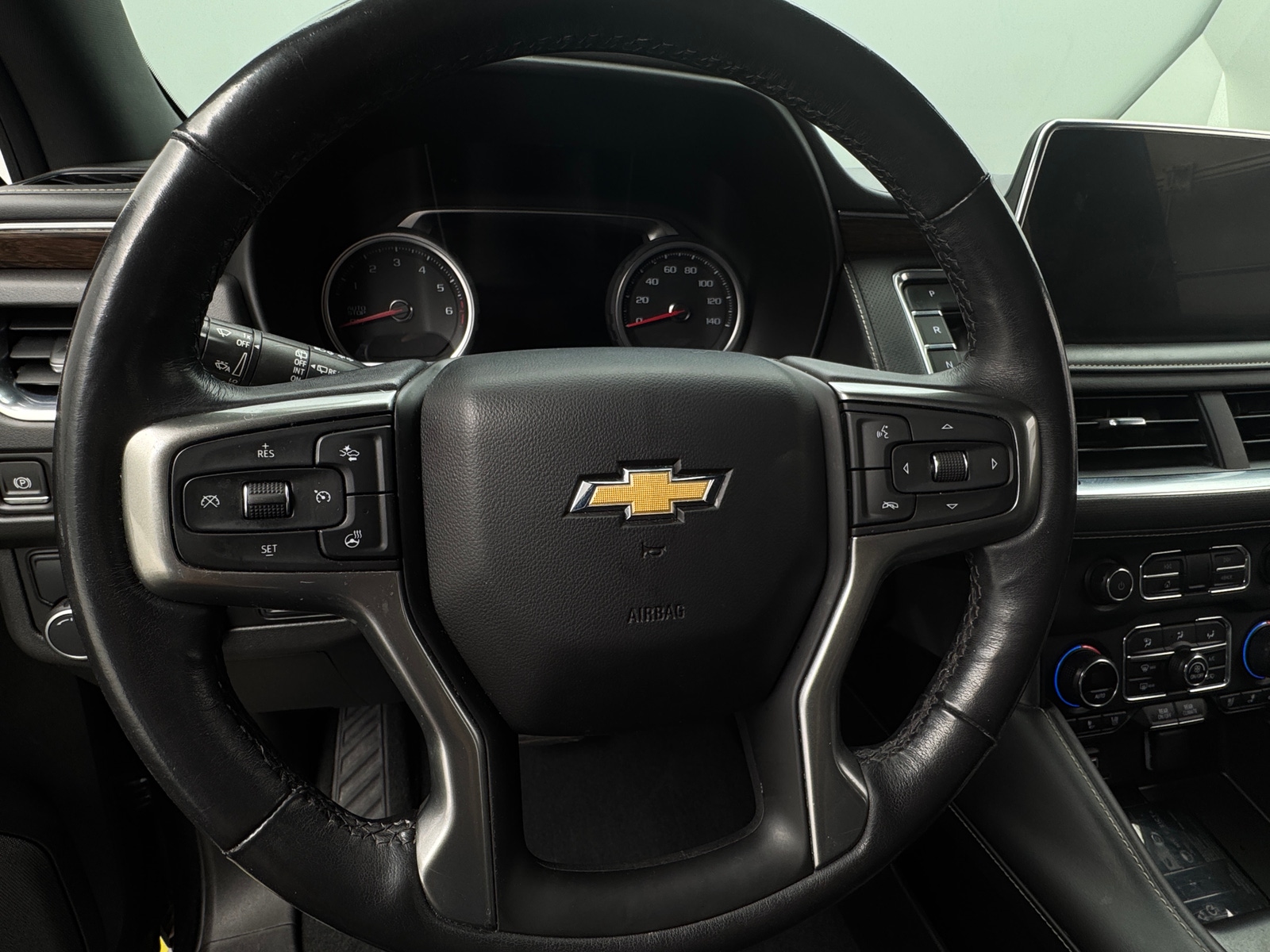 Thumbnail: 2021 Chevrolet Suburban - 4