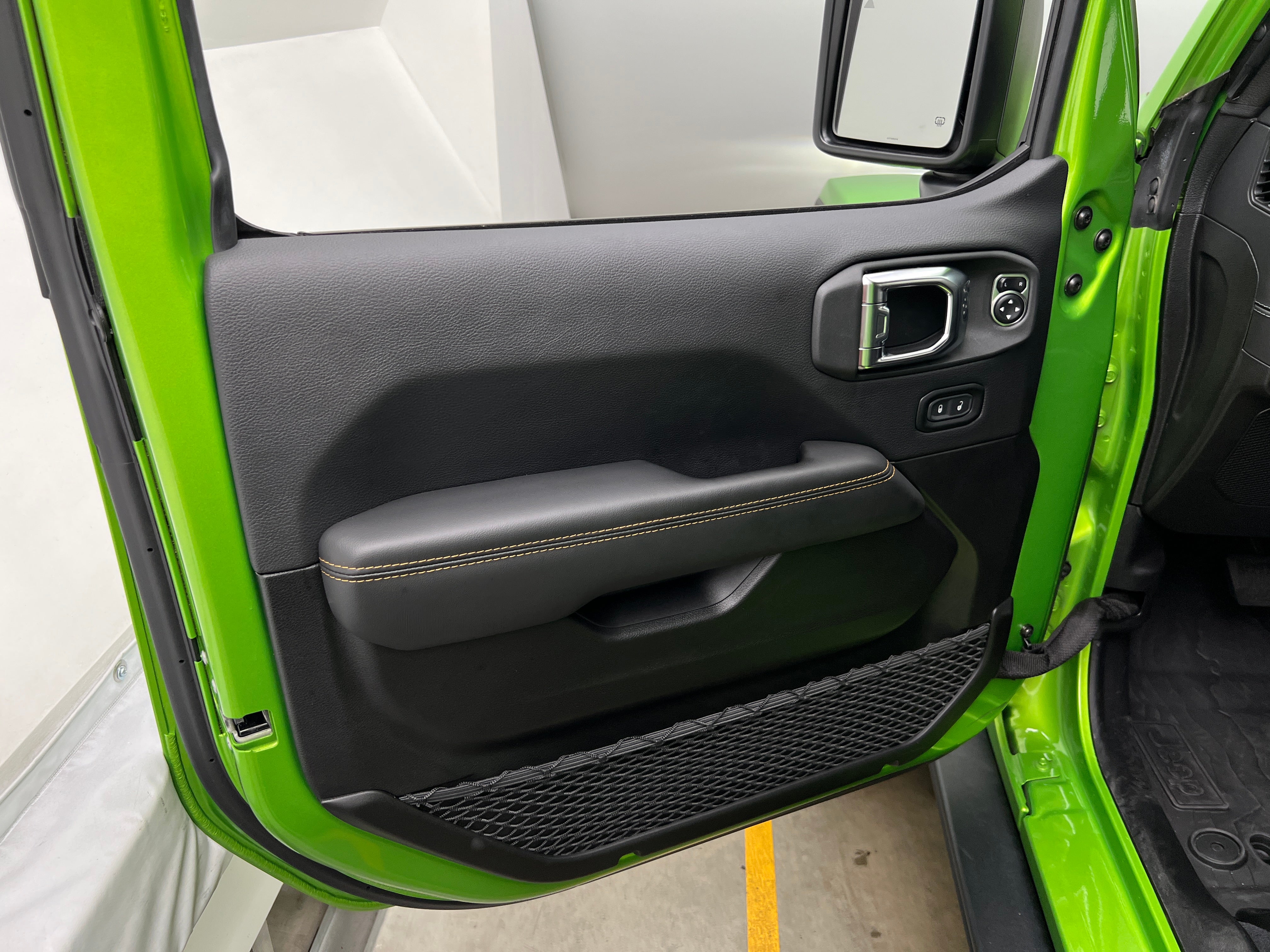 2025 Jeep Wrangler Rubicon 392 Final Edition's photo
