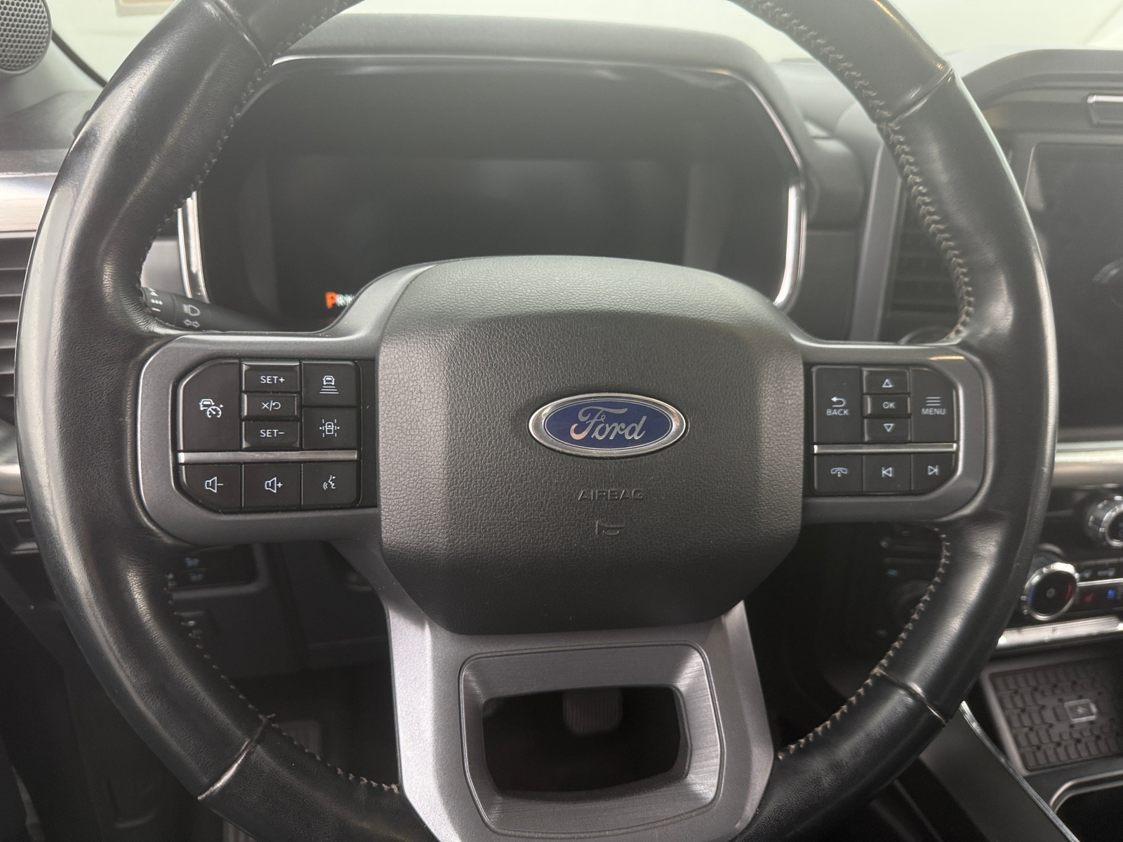 Thumbnail: 2023 Ford Econoline - 4