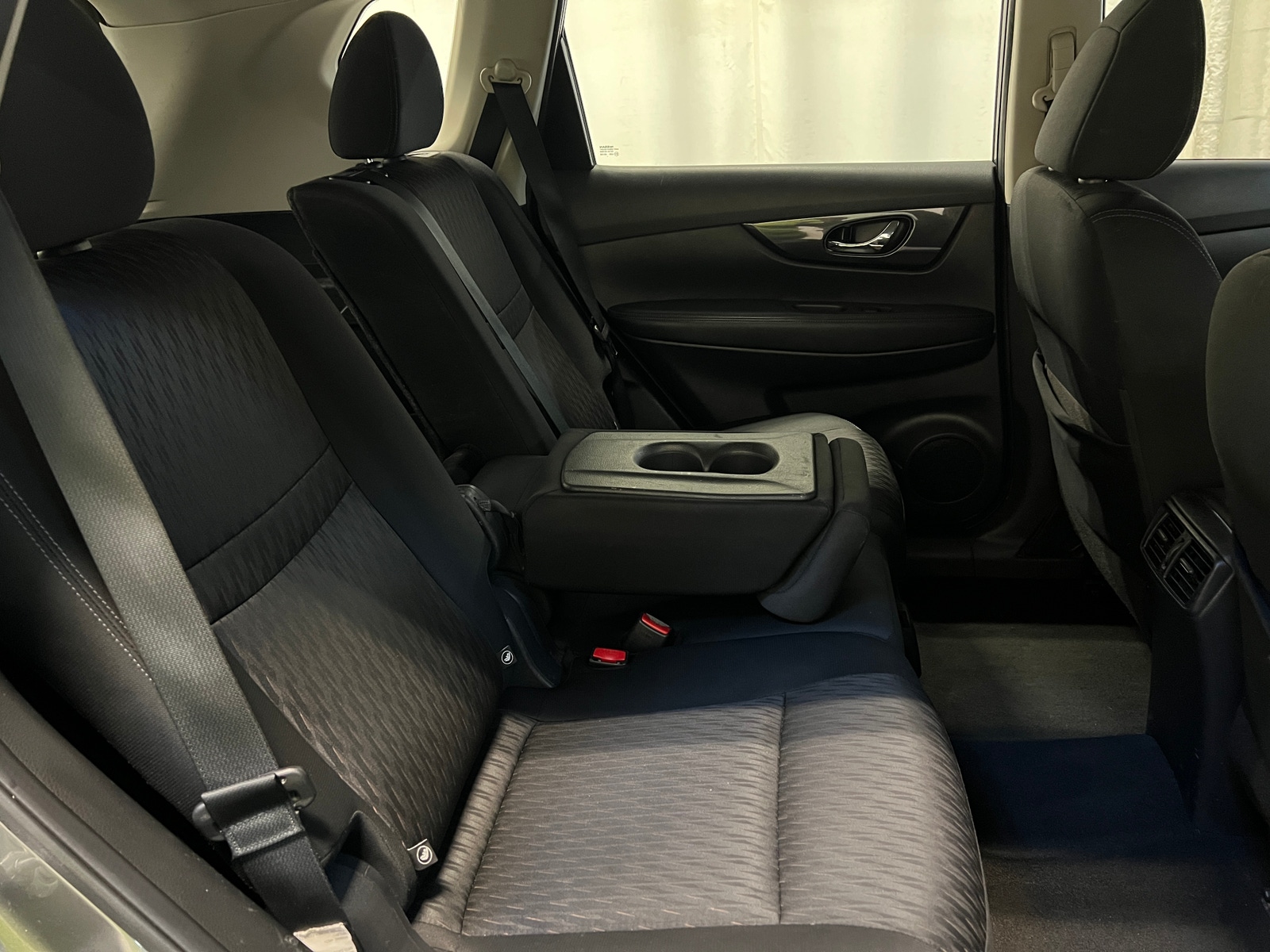 Thumbnail: 2018 Nissan Rogue - 6