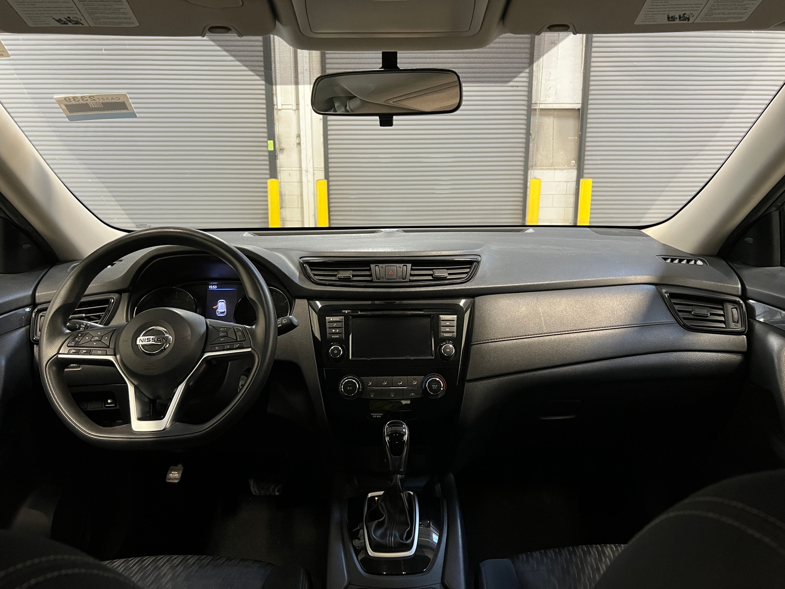 Thumbnail: 2018 Nissan Rogue - 3