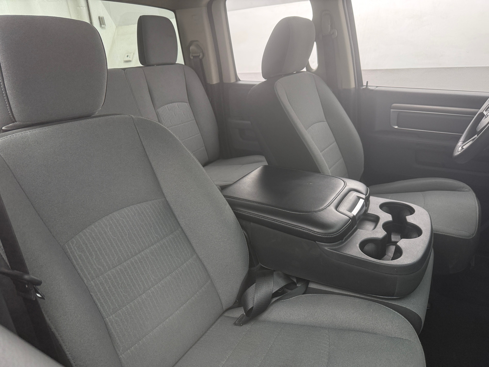 Thumbnail: 2024 RAM 1500 Classic - 2