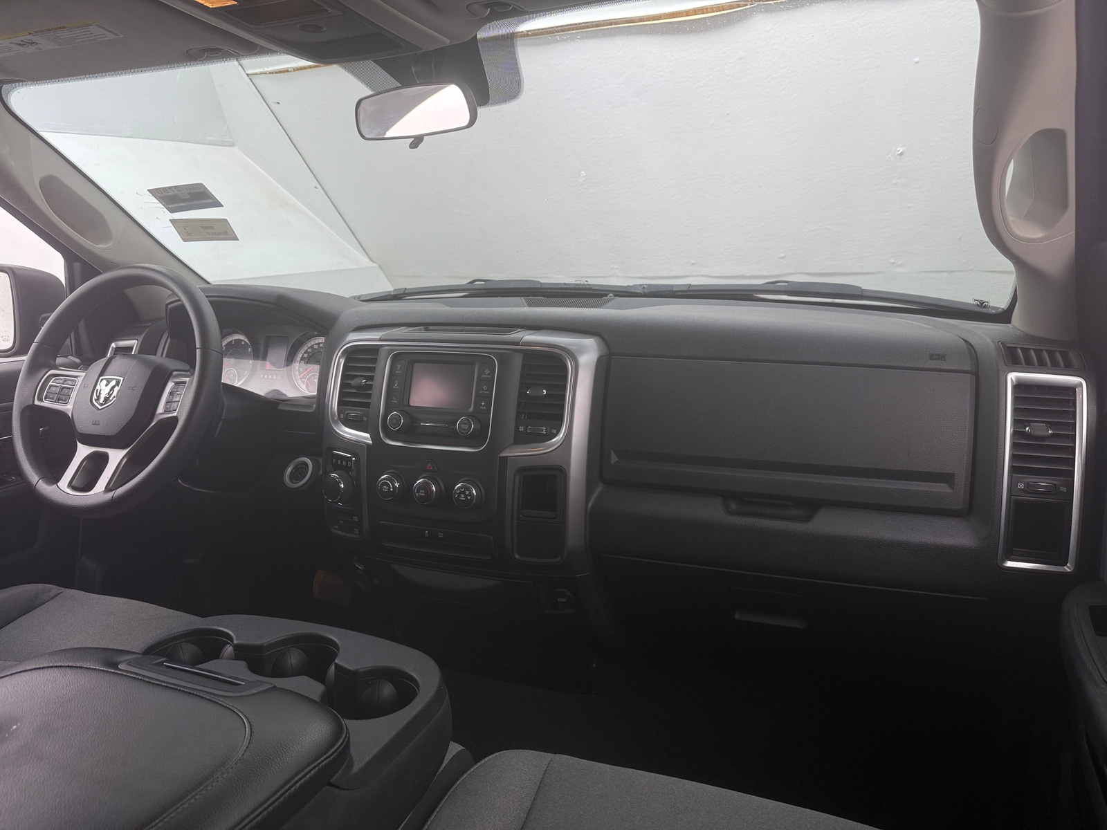 Thumbnail: 2024 RAM 1500 Classic - 3