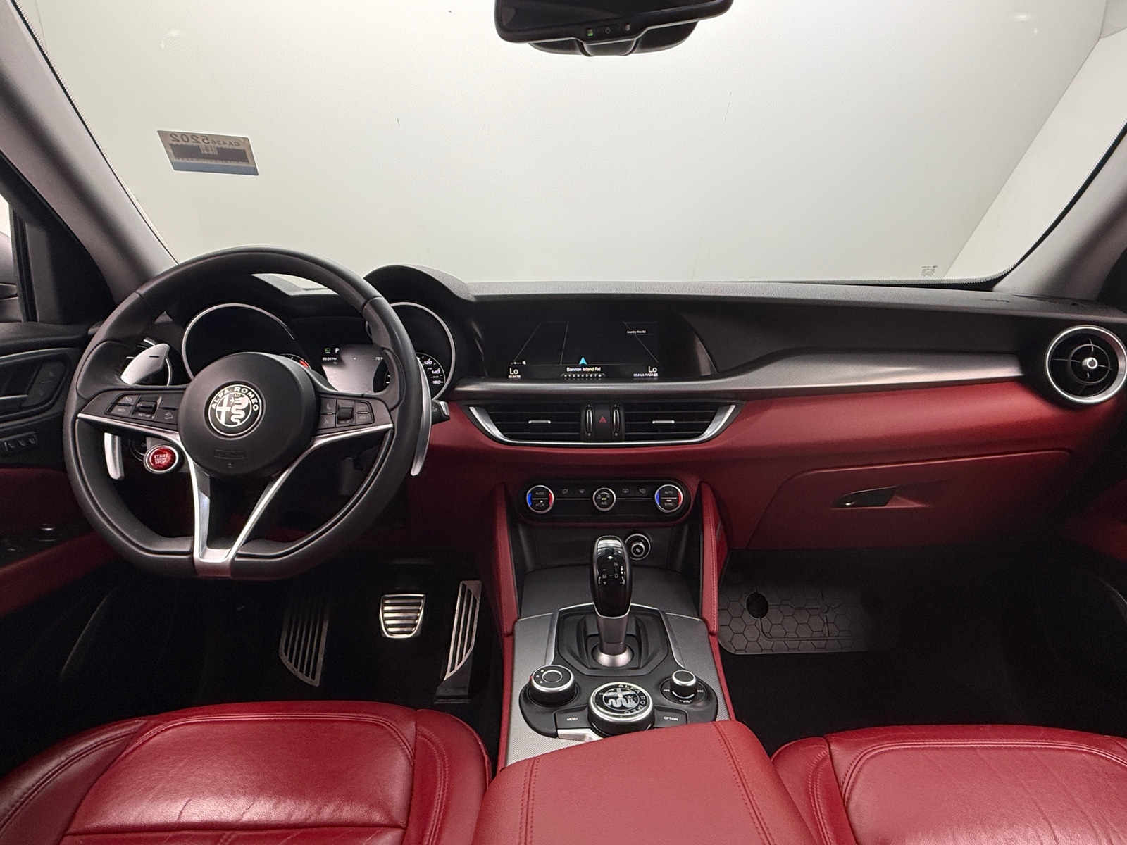 Thumbnail: 2019 Alfa Romeo Stelvio - 2