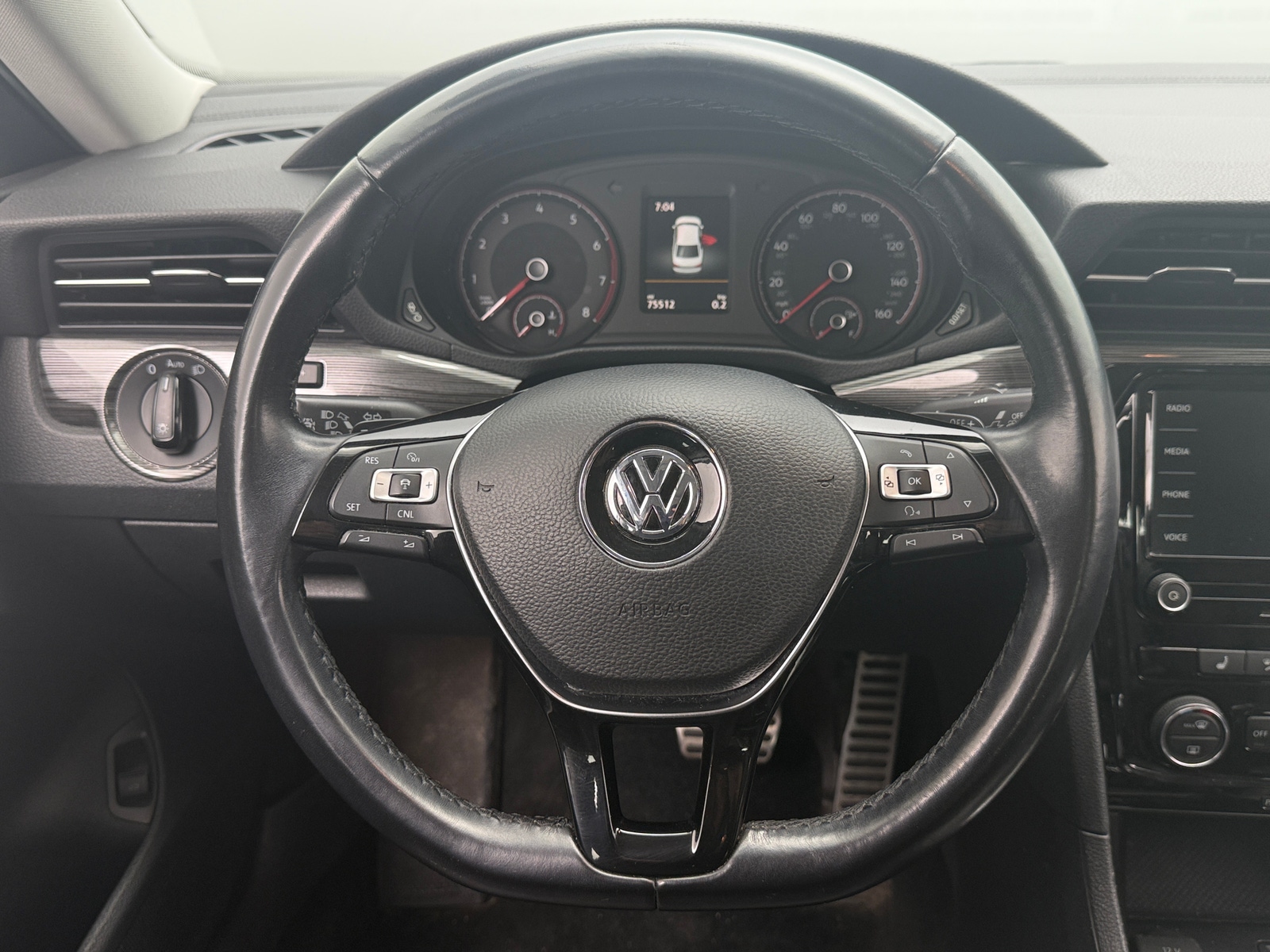 Thumbnail: 2020 Volkswagen Passat - 4