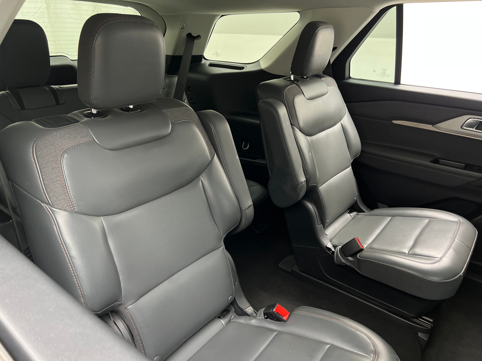 Thumbnail: 2025 Ford Explorer - 6