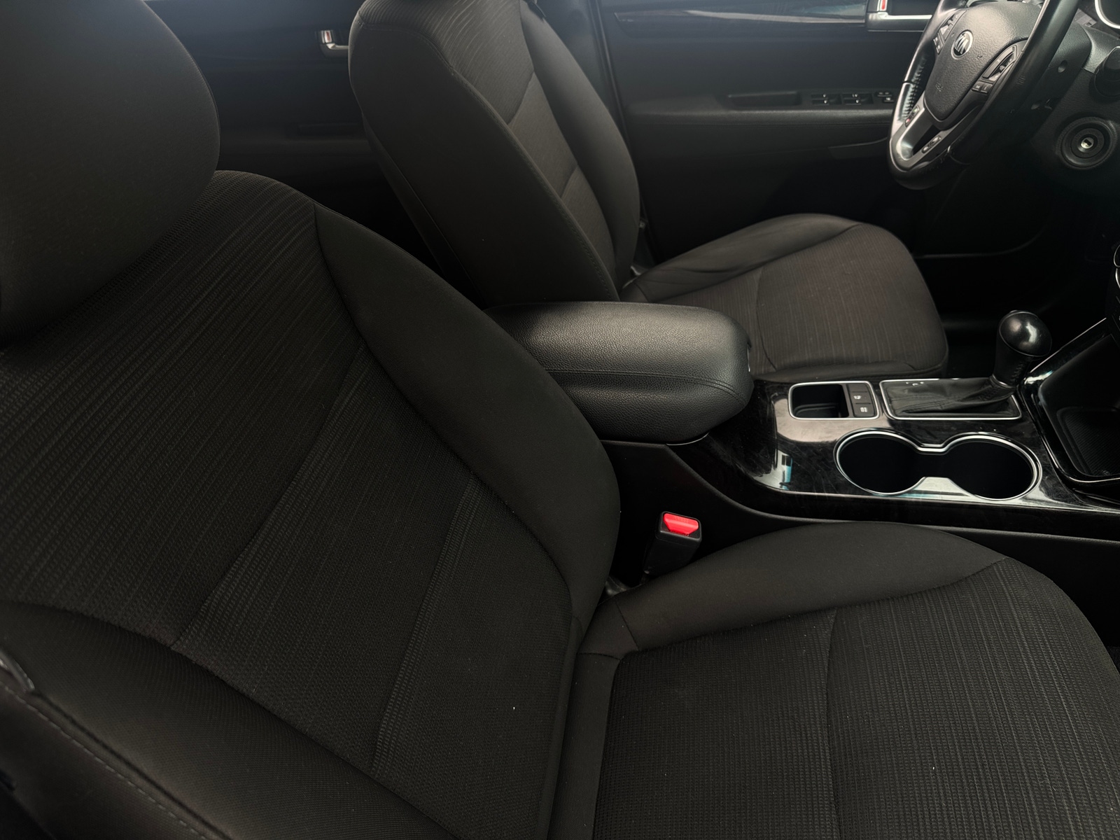 Thumbnail: 2014 Kia Sorento - 2