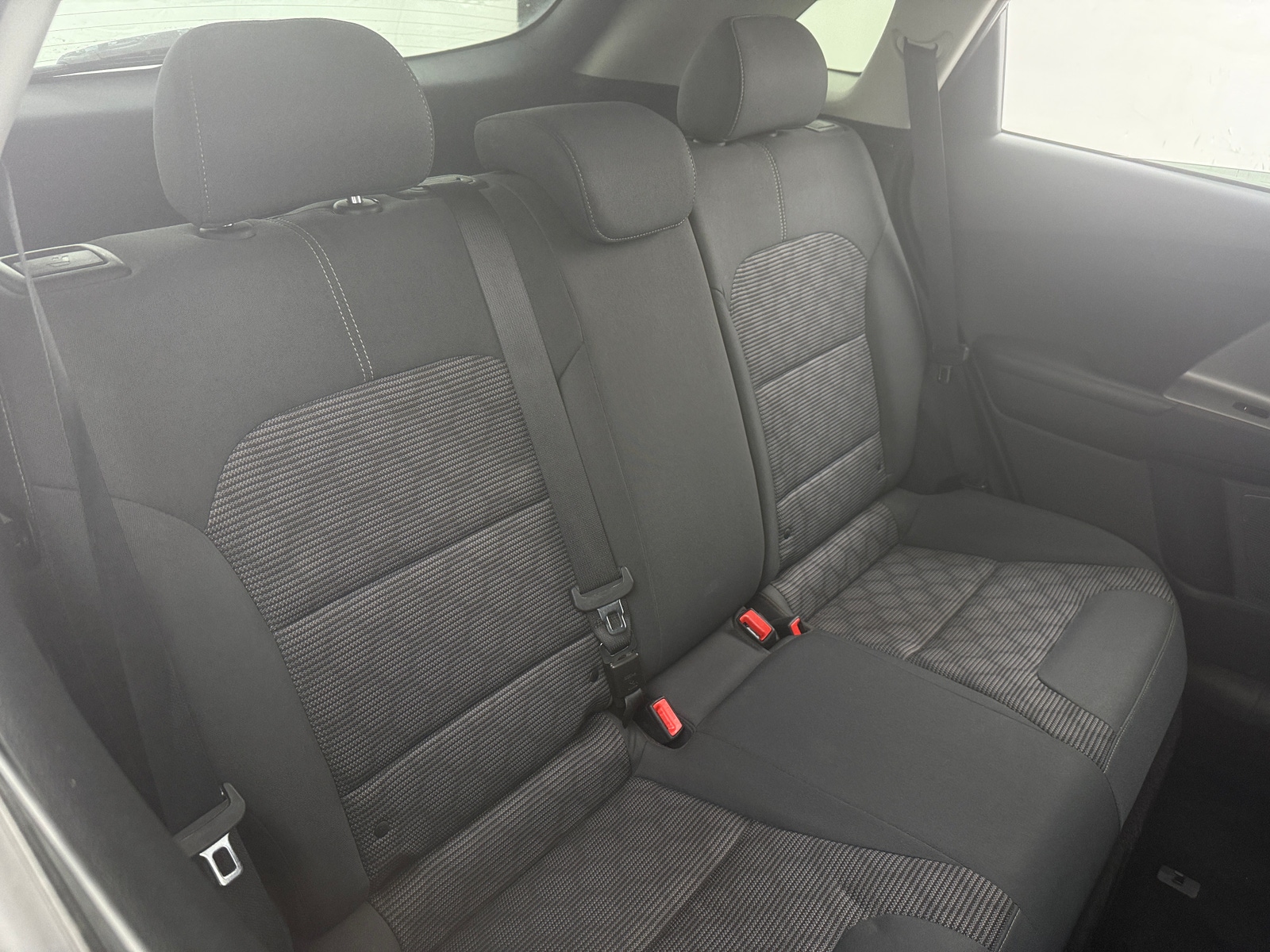 Thumbnail: 2022 Kia Niro - 6