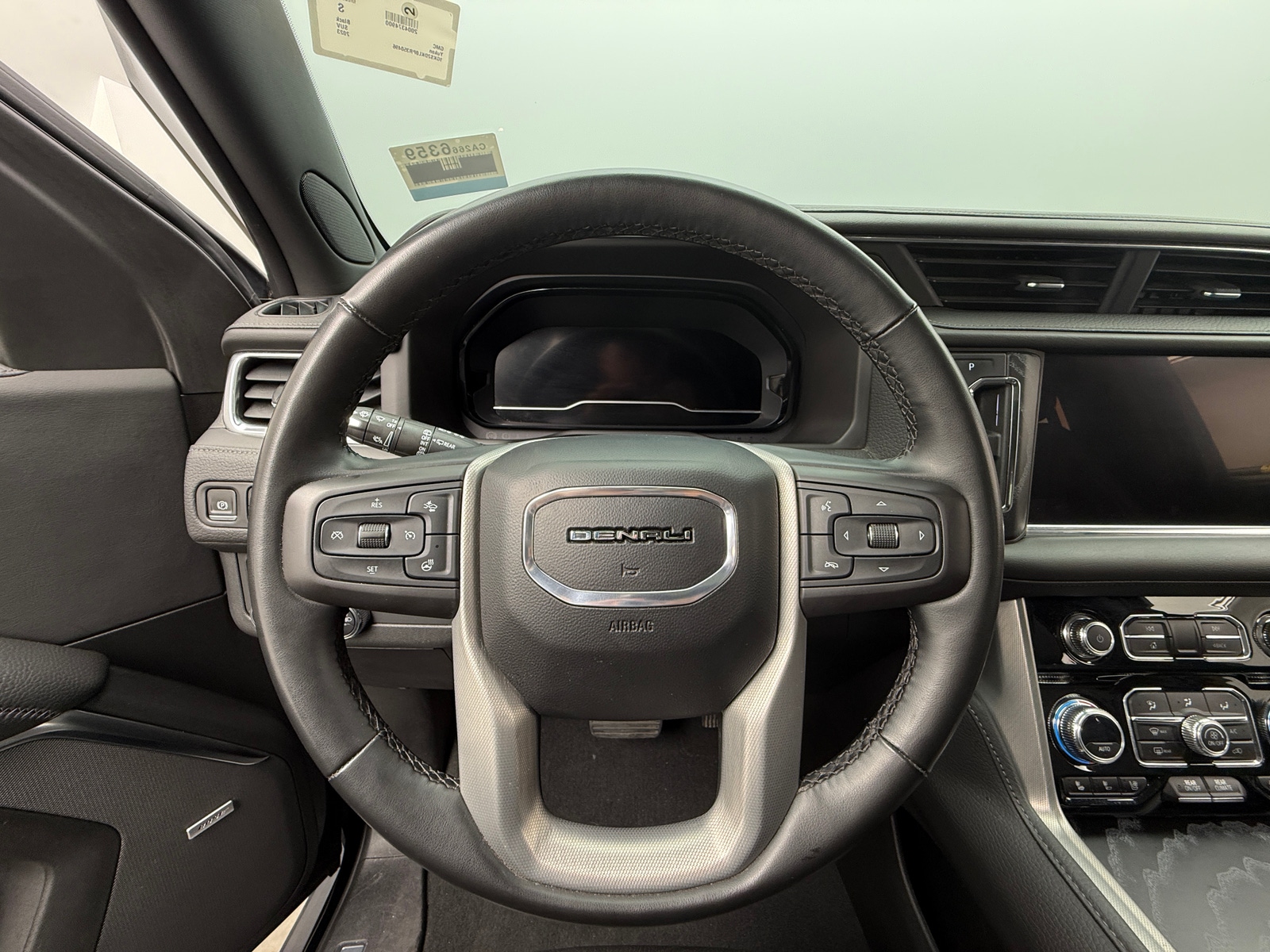 Thumbnail: 2023 GMC Yukon - 4