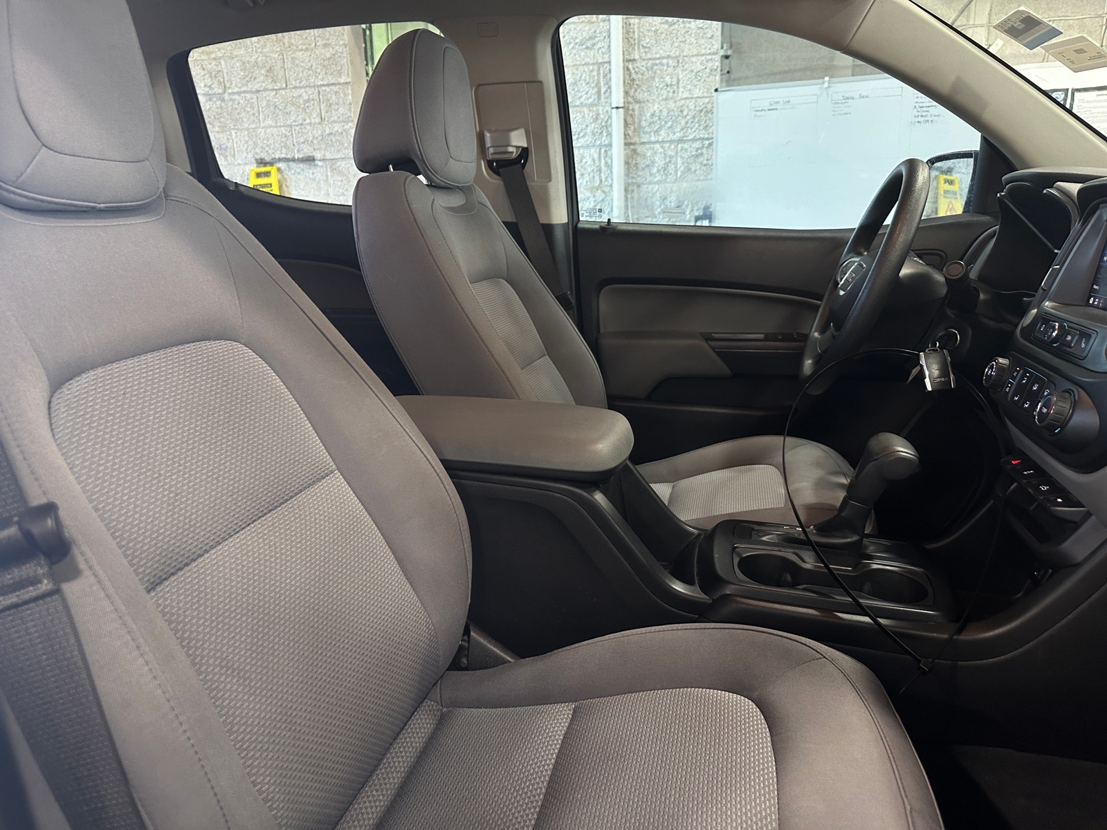 Thumbnail: 2021 GMC Canyon - 2