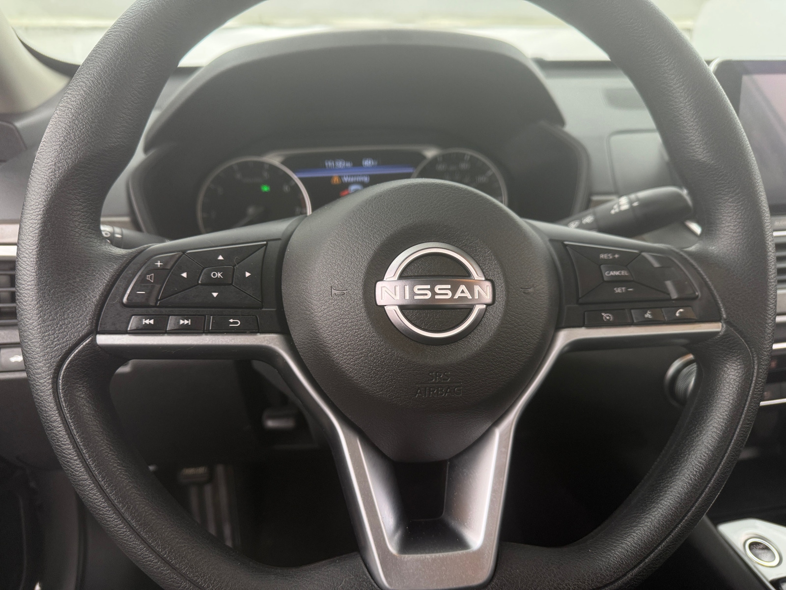 Thumbnail: 2024 Nissan Altima - 5