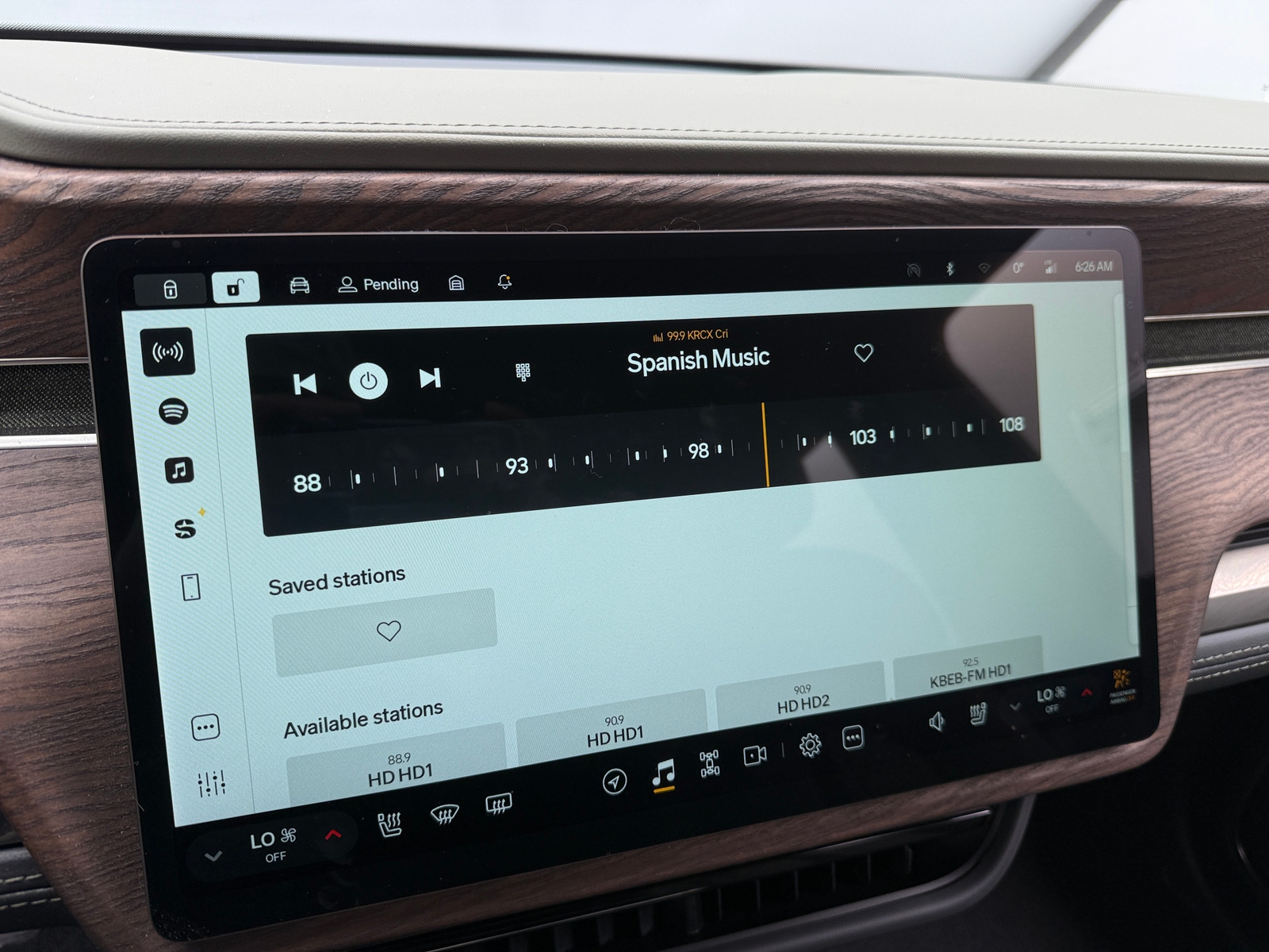 Thumbnail: 2023 Rivian R1T - 3