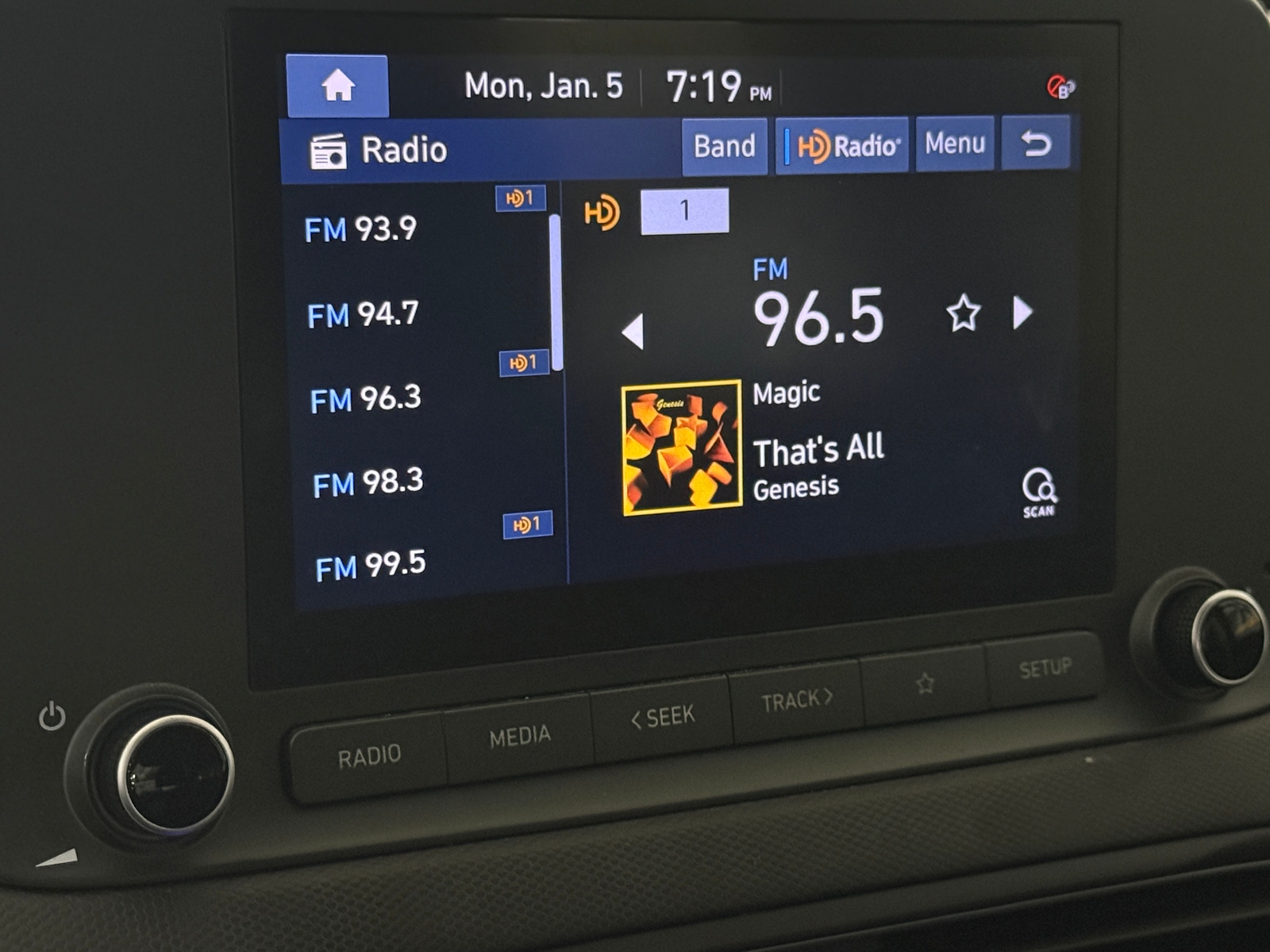 Thumbnail: 2022 Hyundai Kona - 4