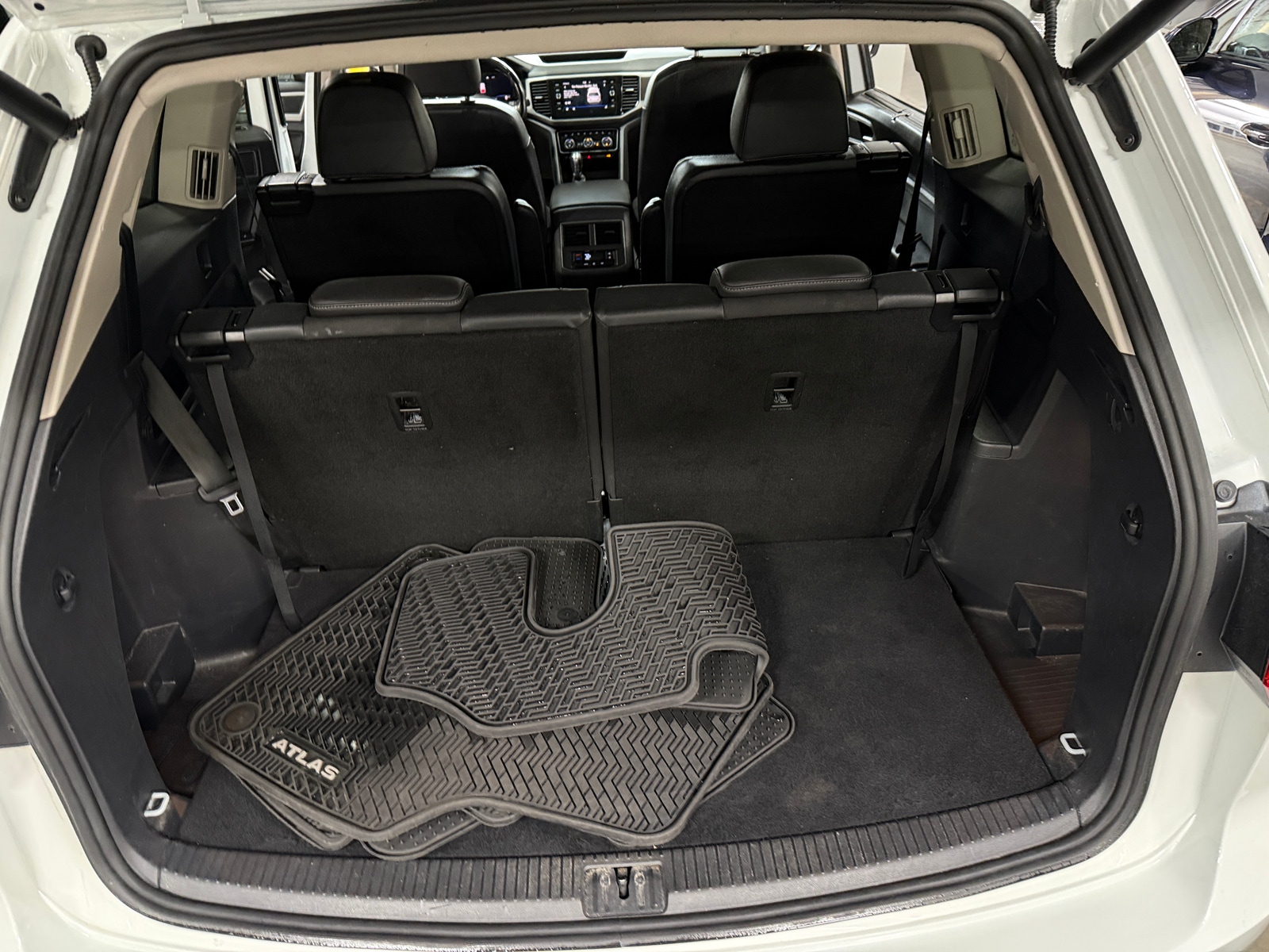 Thumbnail: 2019 Volkswagen Atlas - 6