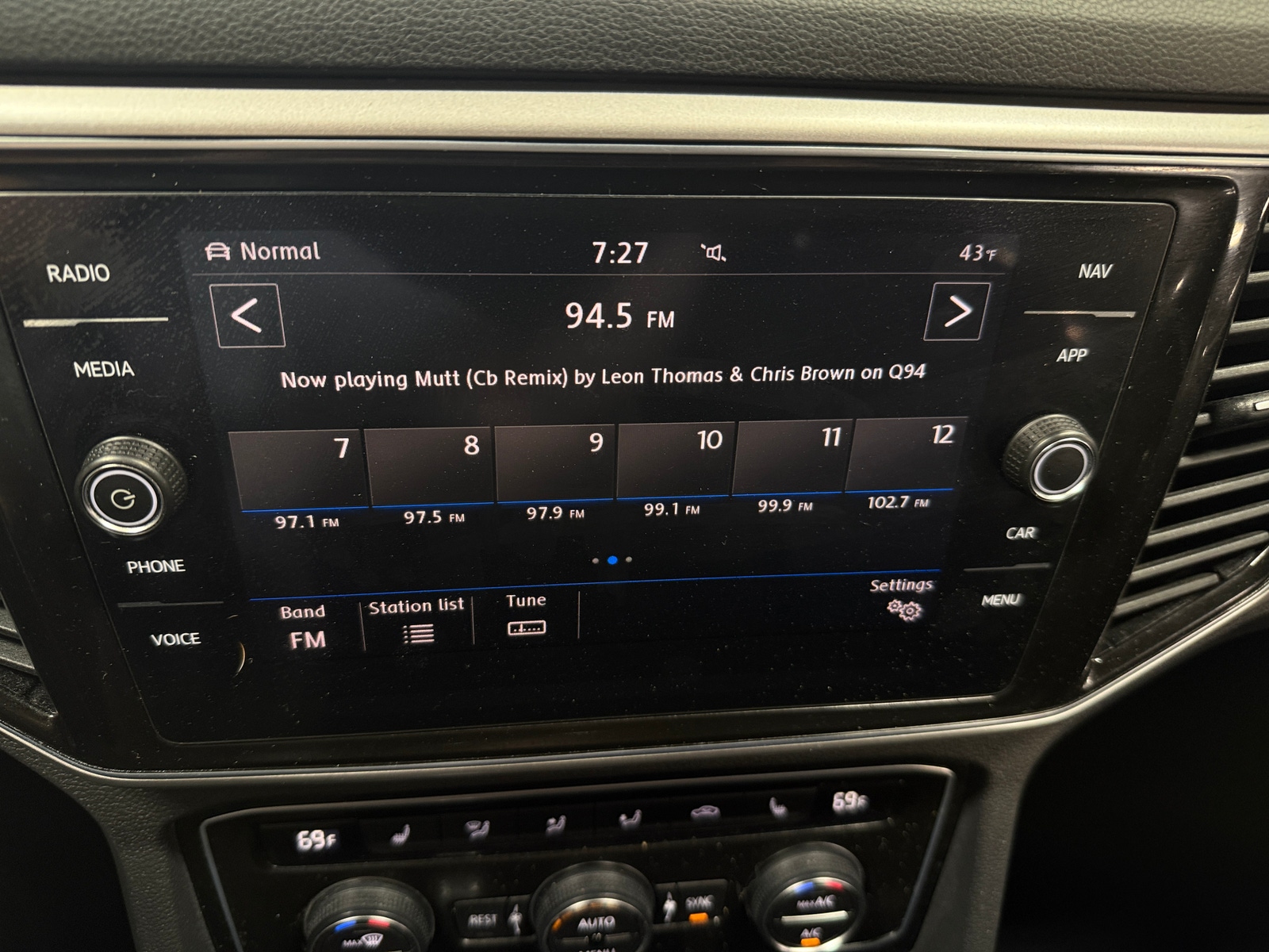 Thumbnail: 2019 Volkswagen Atlas - 3