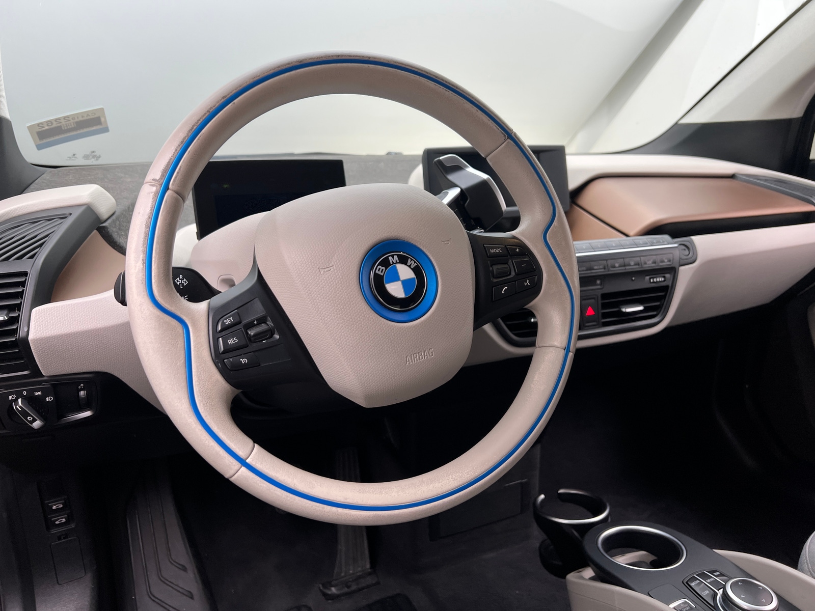 Thumbnail: 2021 BMW i3 - 5