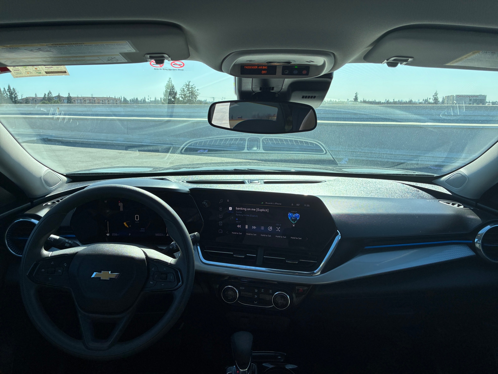 Thumbnail: 2025 Chevrolet Trax - 3