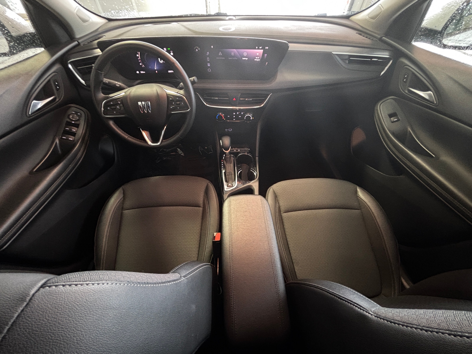 Thumbnail: 2025 Buick Encore GX - 3