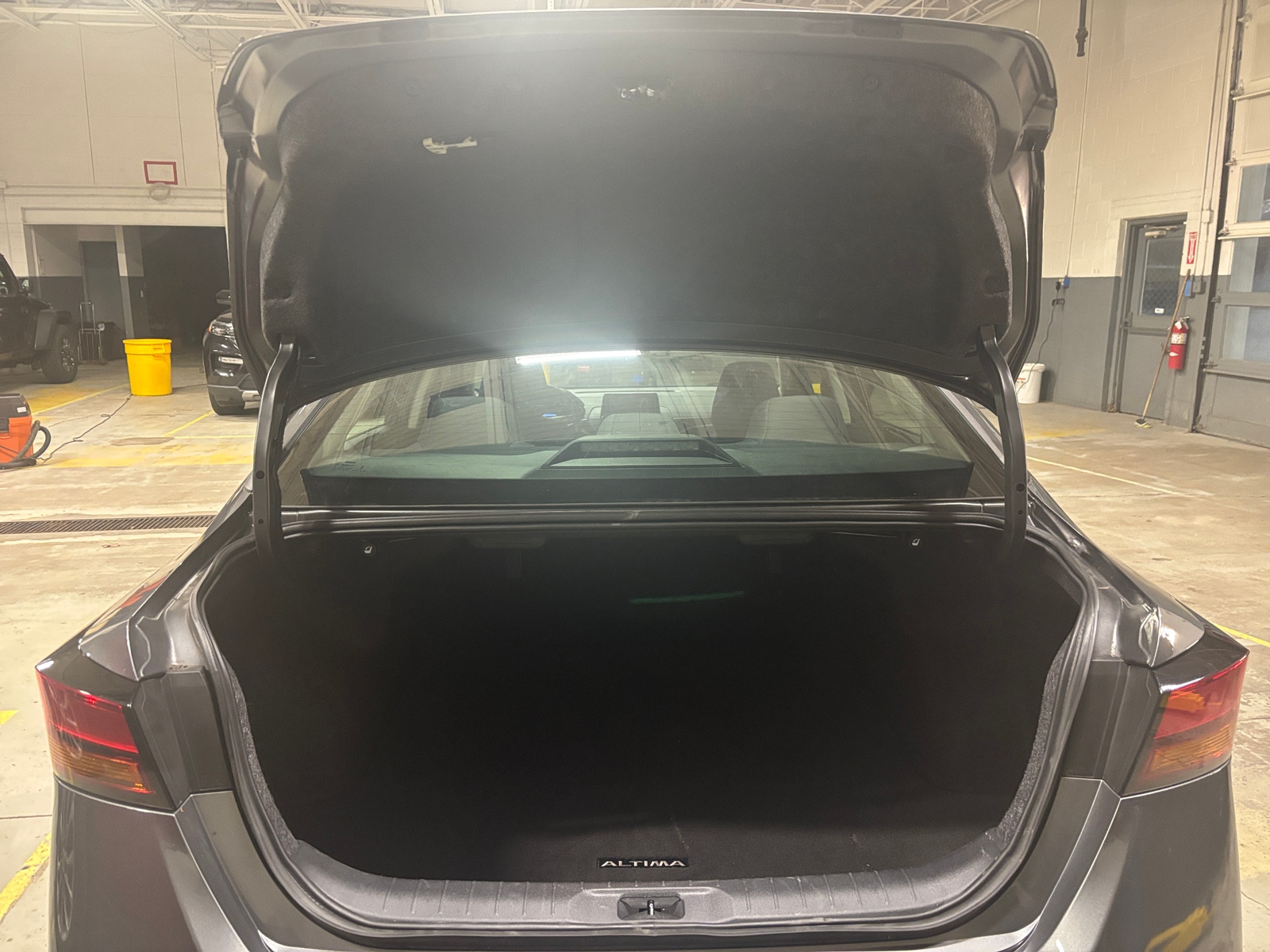 Thumbnail: 2025 Nissan Altima - 6