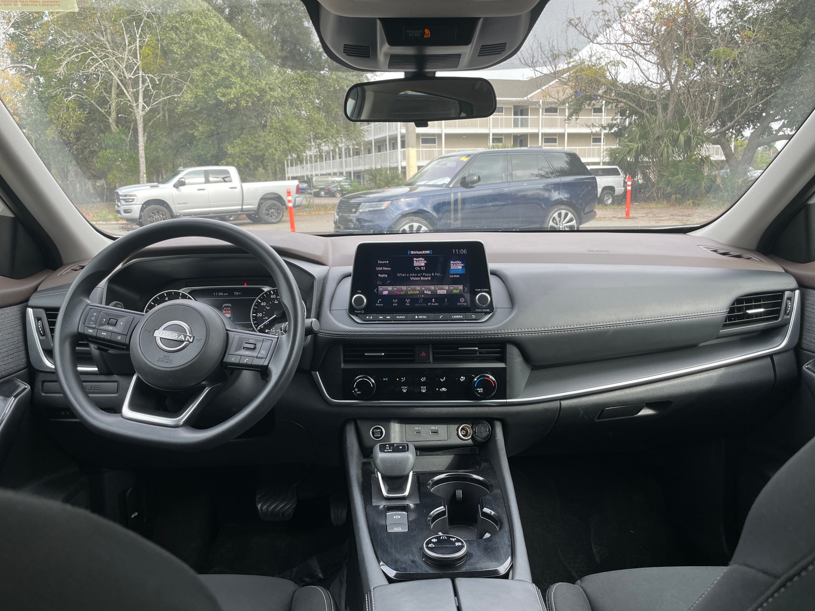 Thumbnail: 2023 Nissan Rogue - 3