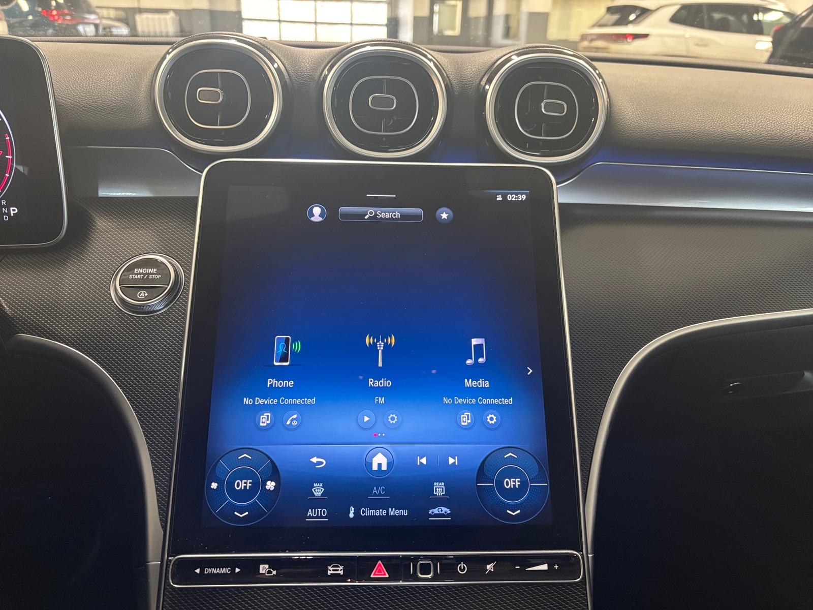 Thumbnail: 2024 Mercedes-Benz C-Class - 4