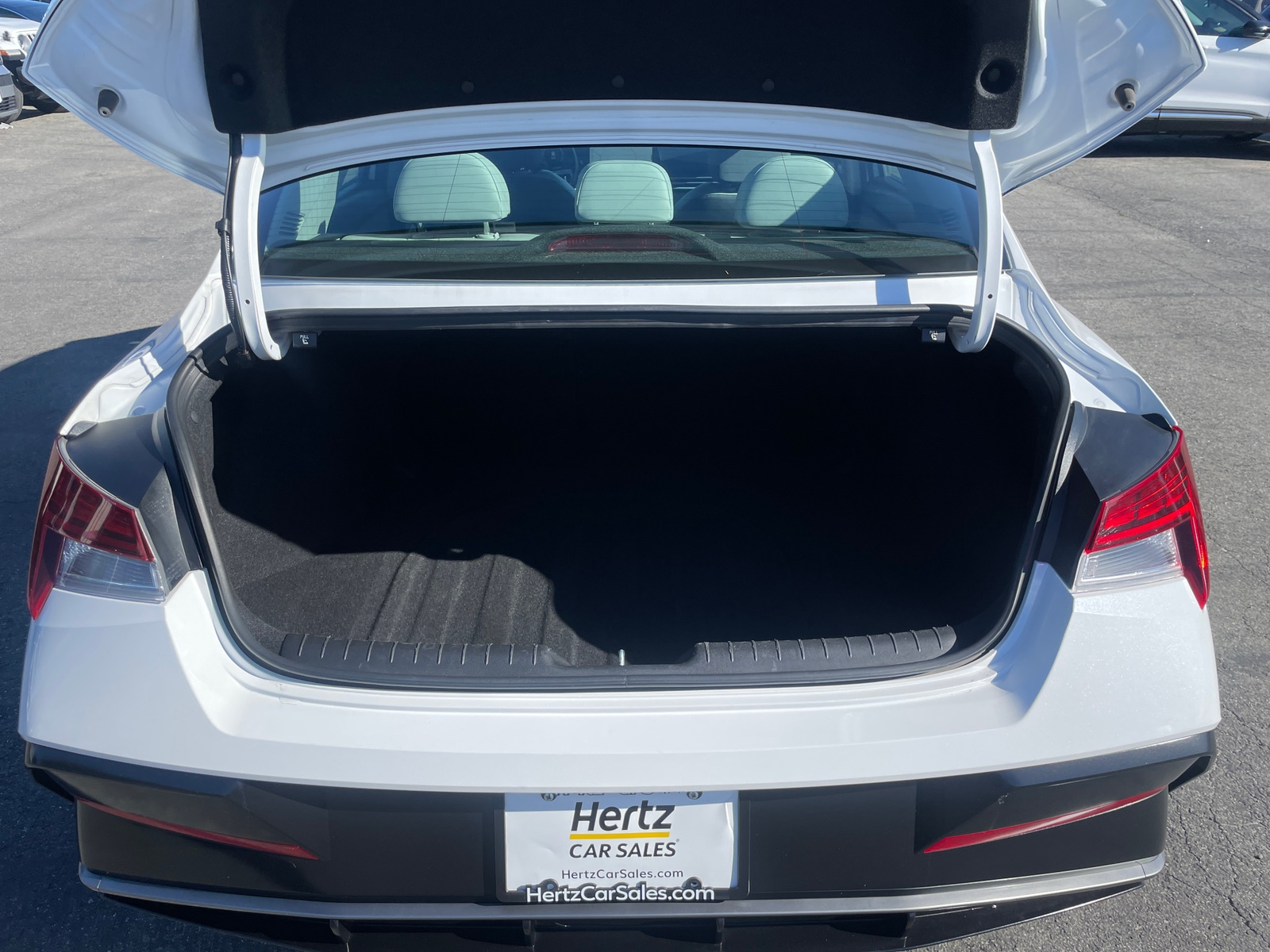 Thumbnail: 2025 Hyundai Elantra - 6